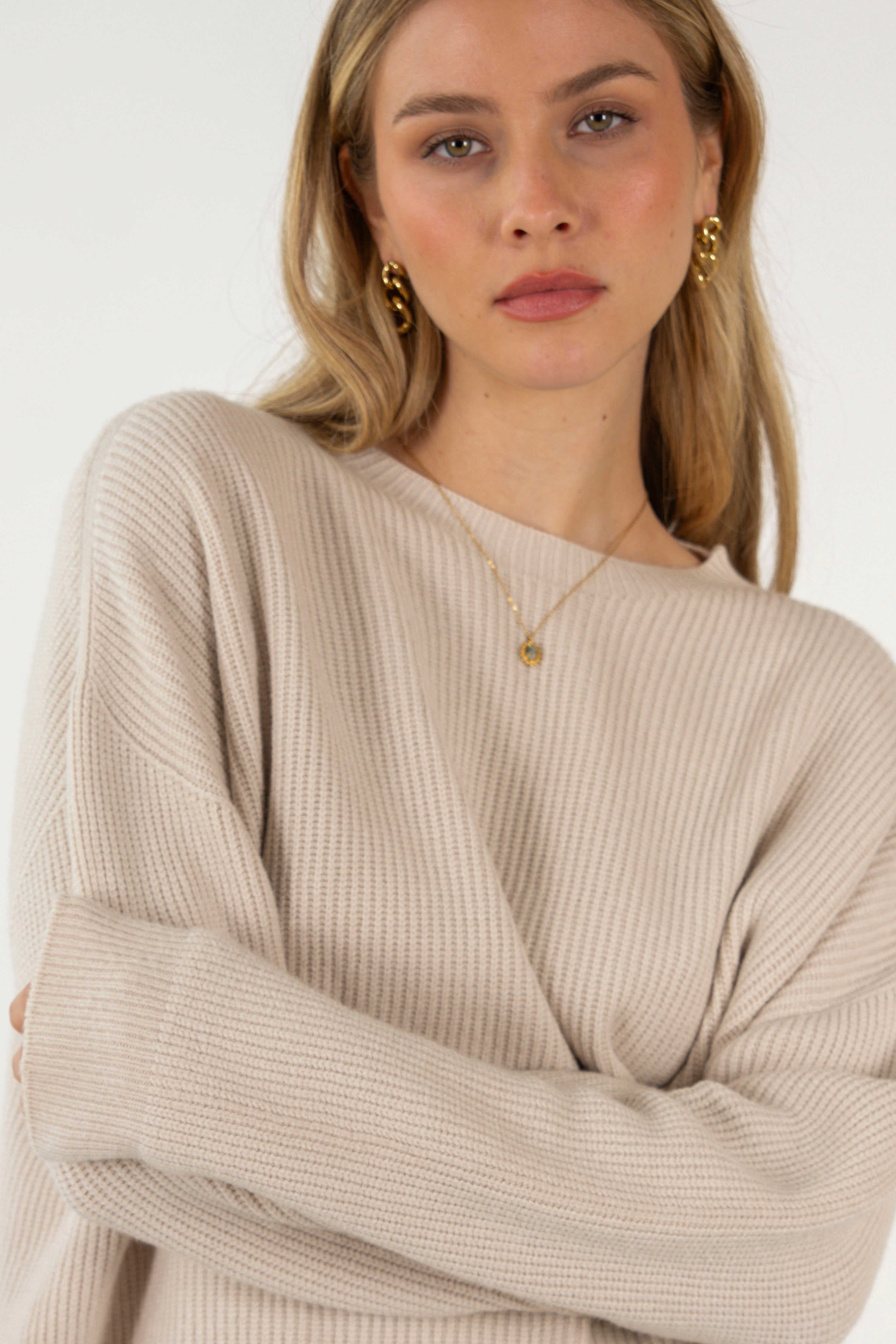 OLIVIA SWEATER // BEIGE