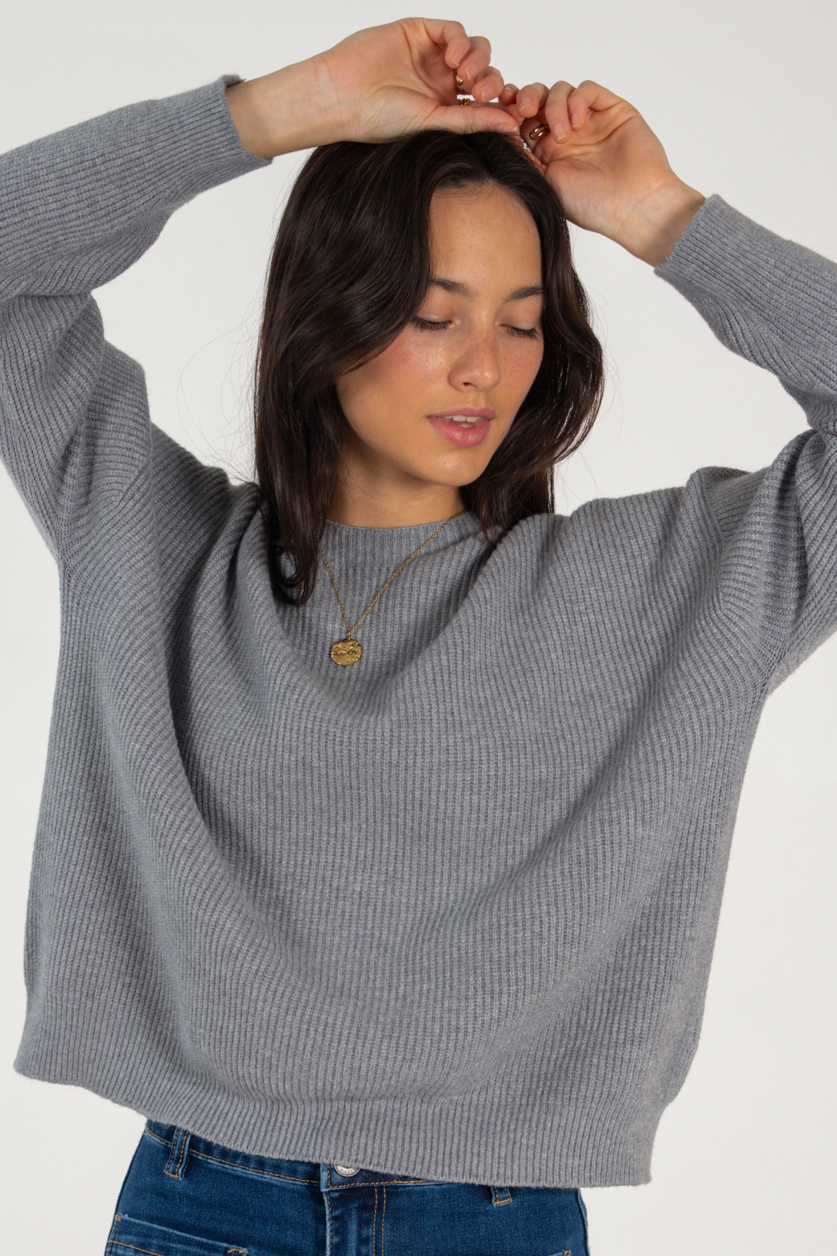 OLIVIA SWEATER // MEDIUM GREY