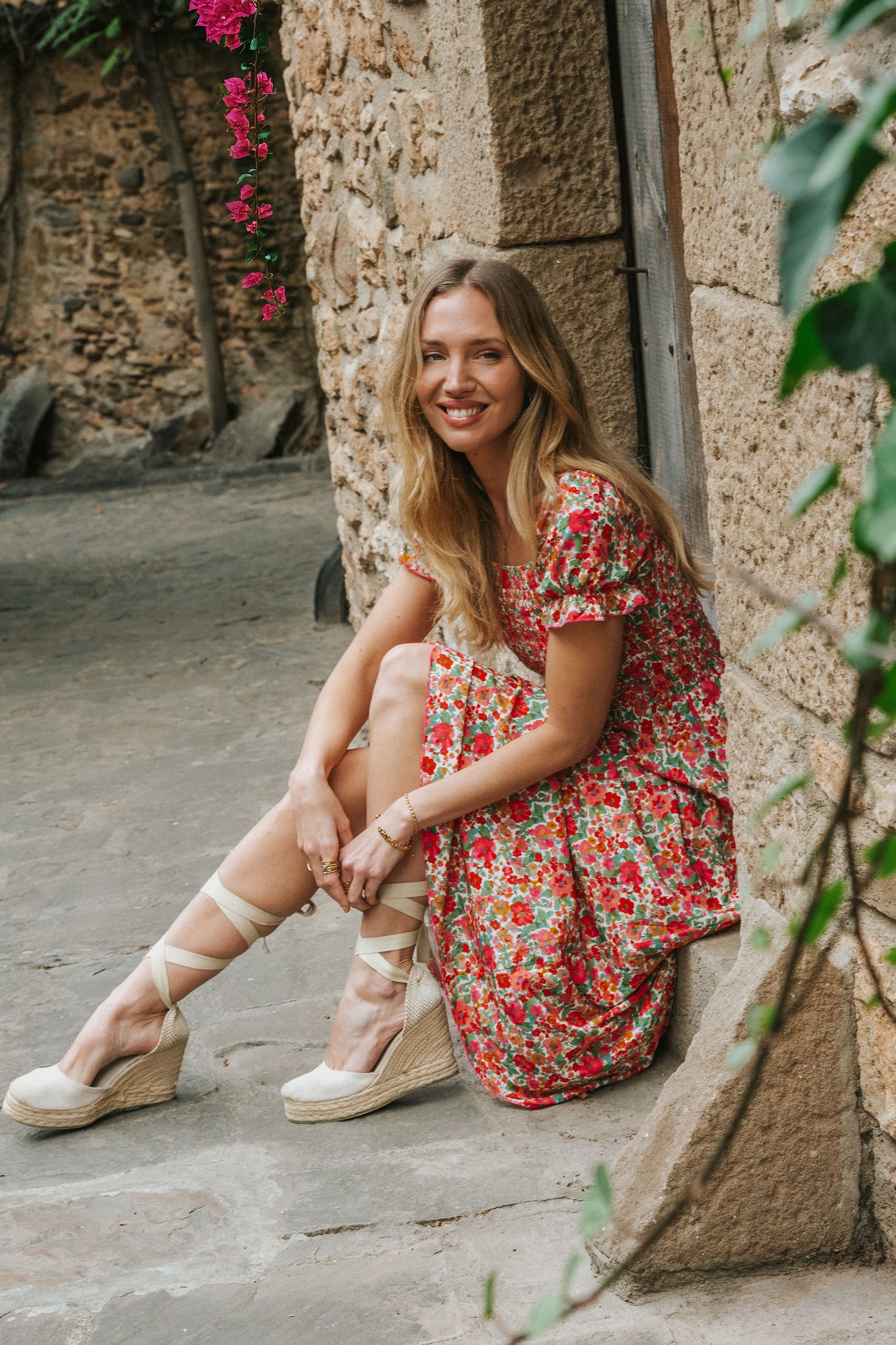 VESTIDO CLARA // FLORES FUCSIA