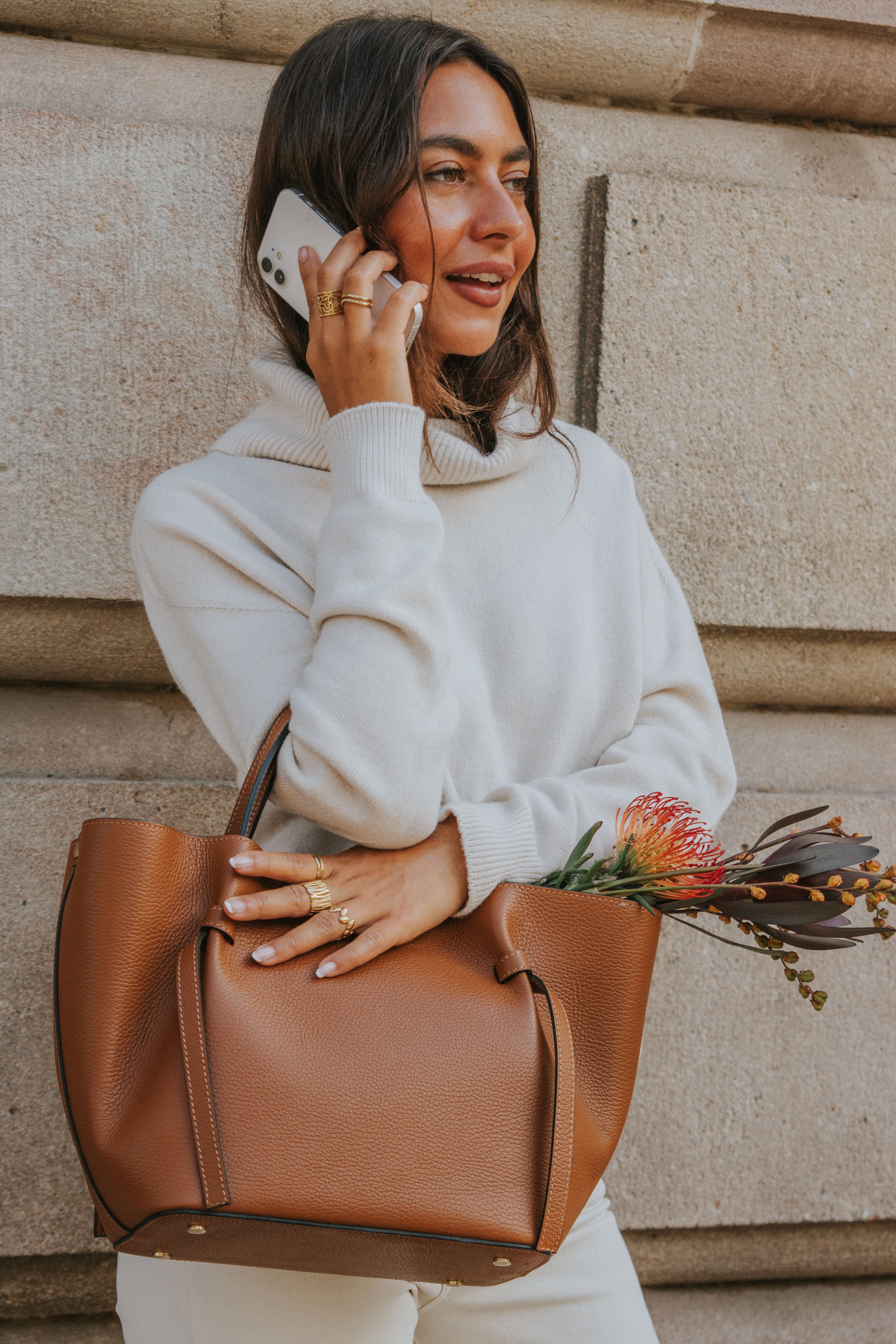 CLARA BAG // CAMEL