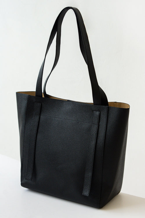 SANDRA BAG // BLACK image 1