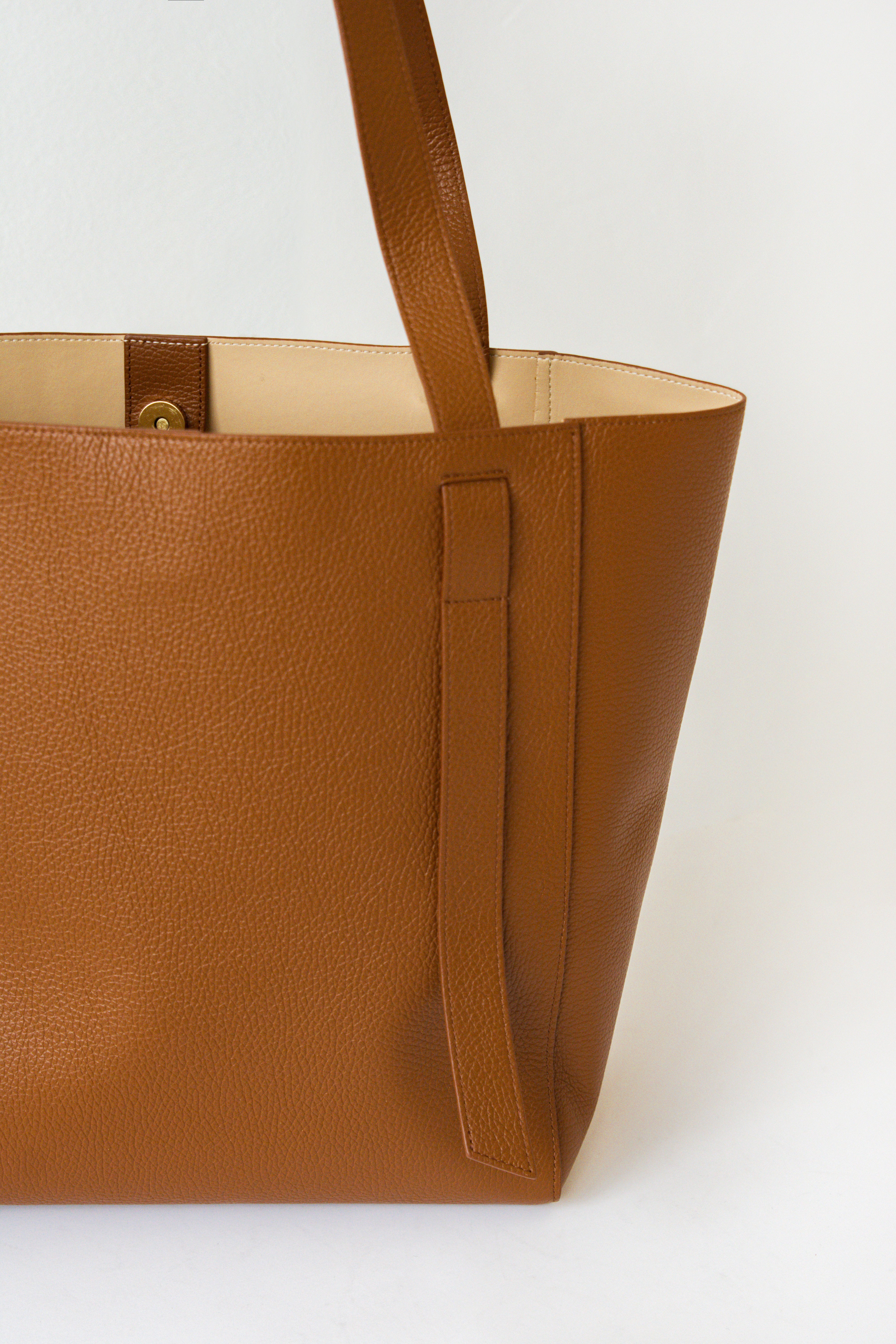 BOLSO SANDRA // CAMEL