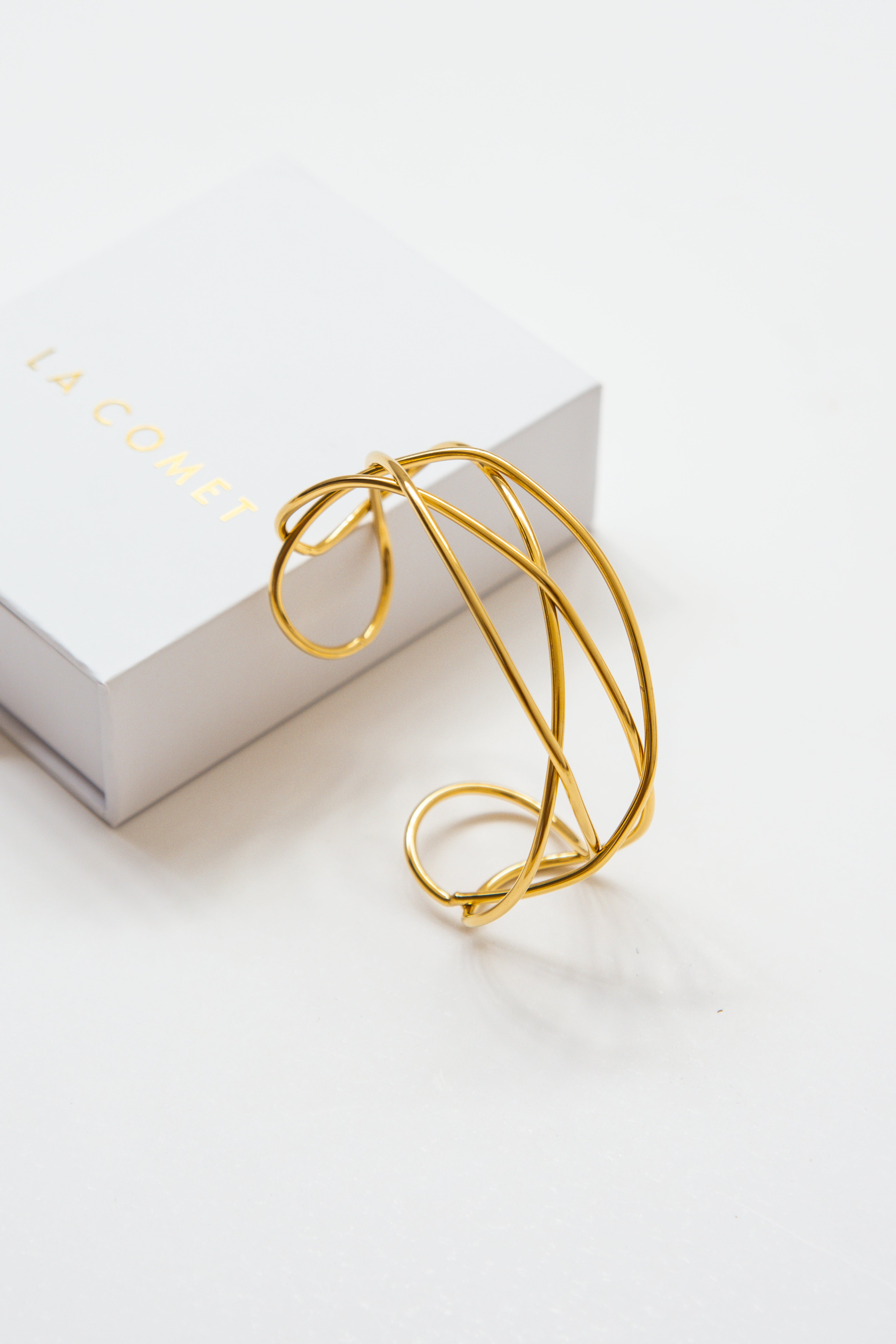 ABSTRACT LINES BRACELET