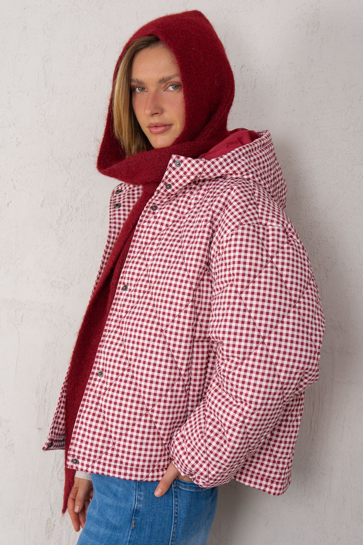 BUFANDA CAPUCHA // GRANATE