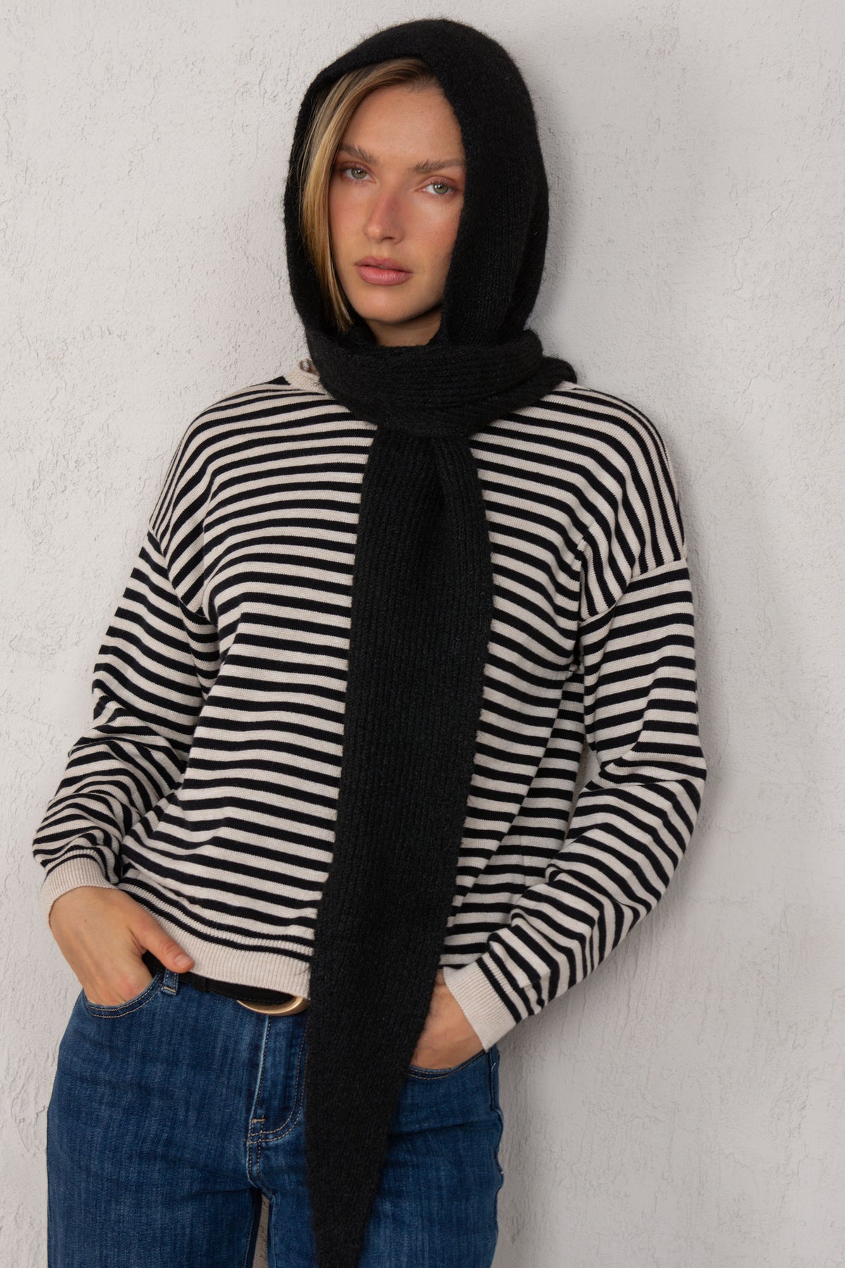 BUFANDA CAPUCHA // NEGRO
