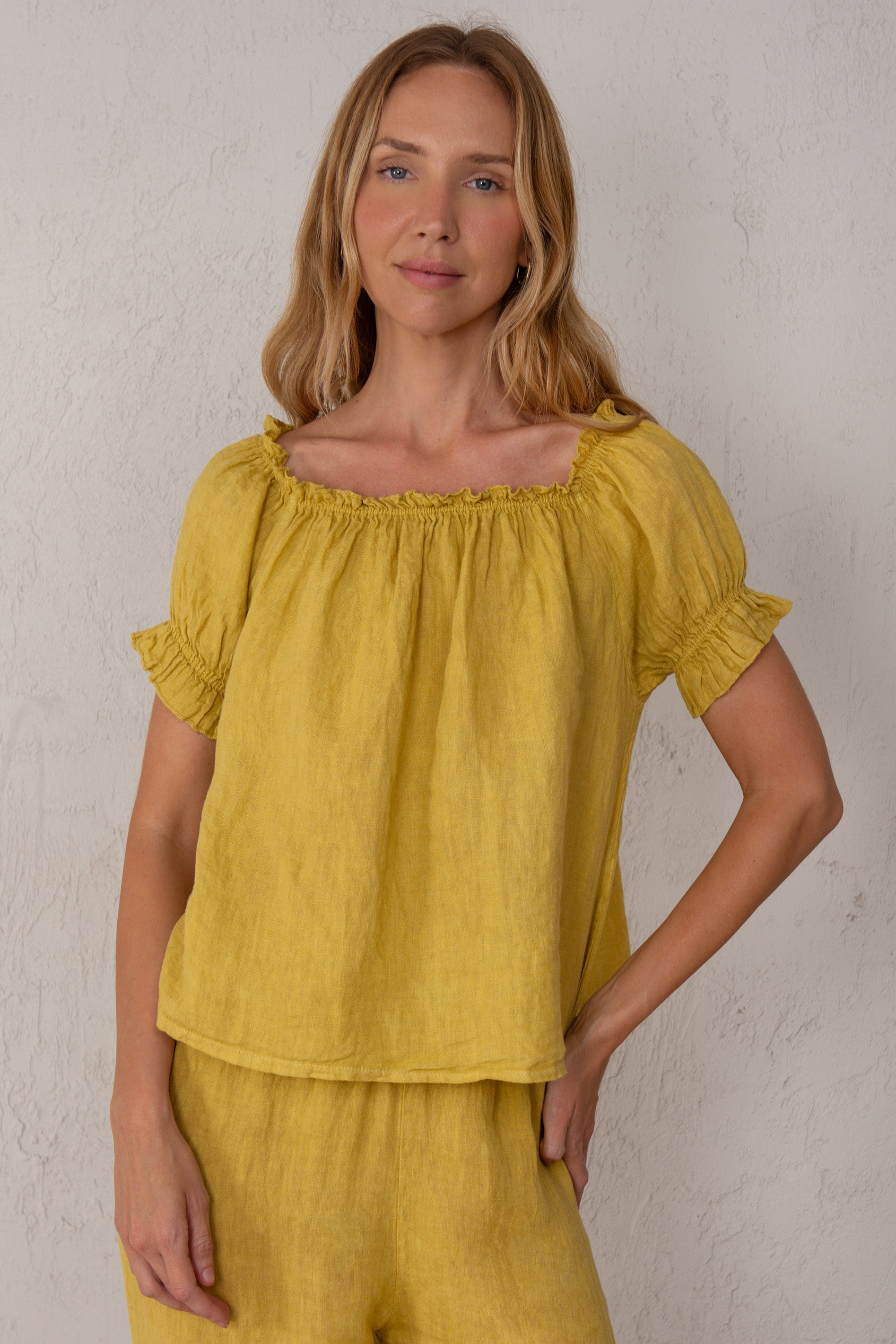 CAMISA CLAUDIA // LINO MOSTAZA // ON DEMAND
