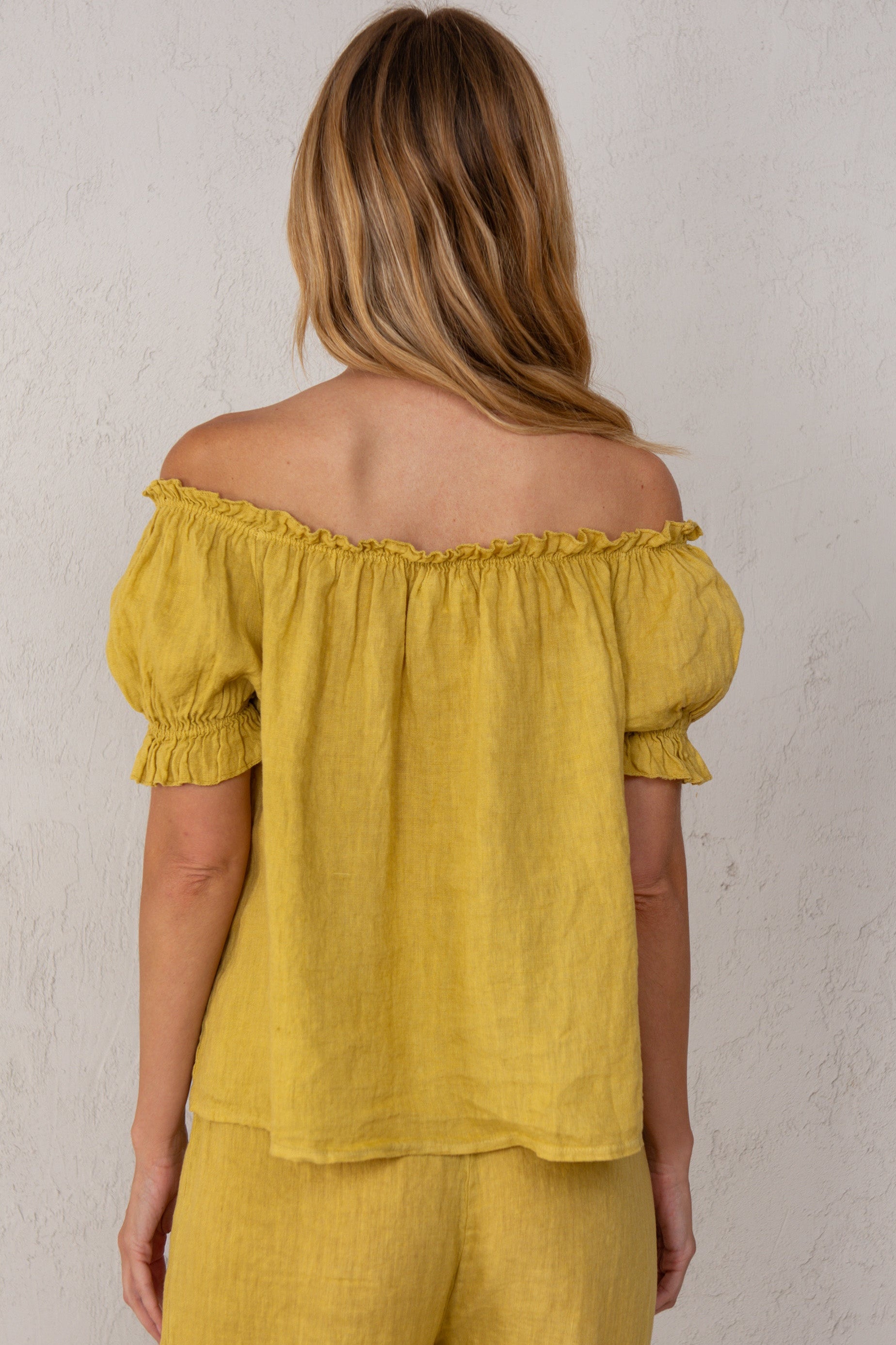 CAMISA CLAUDIA // LINO MOSTAZA