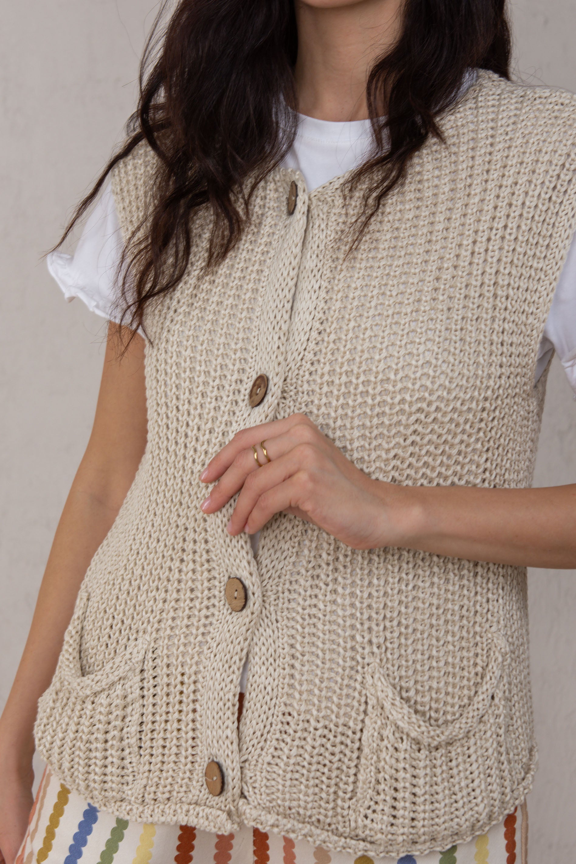 CHALECO LOLA // BEIGE