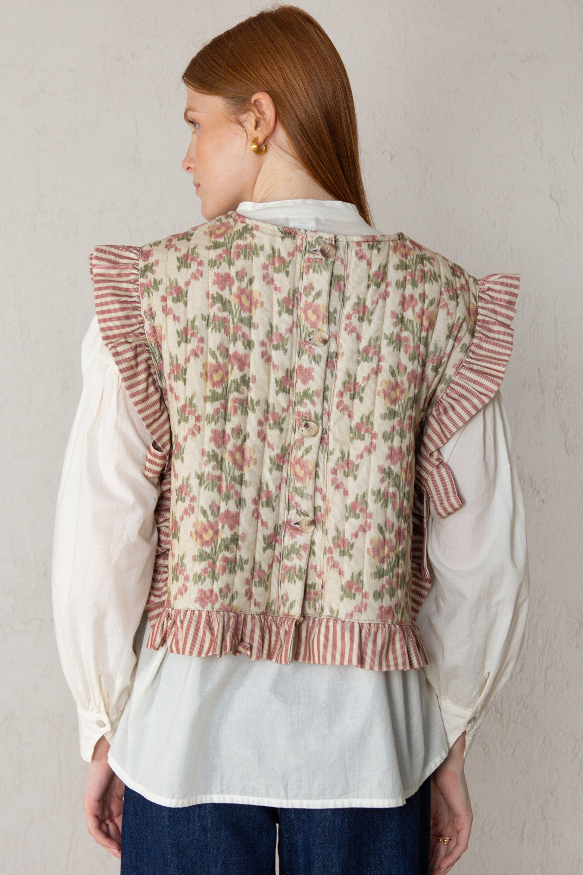 CHALECO ABRIL // FLORES ROSA