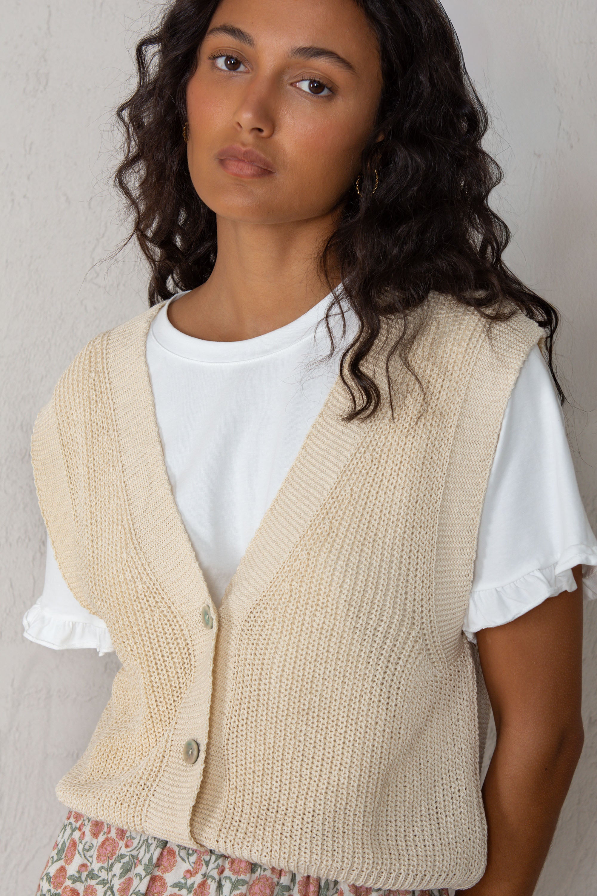 VEST CLAUDIA // BEIGE