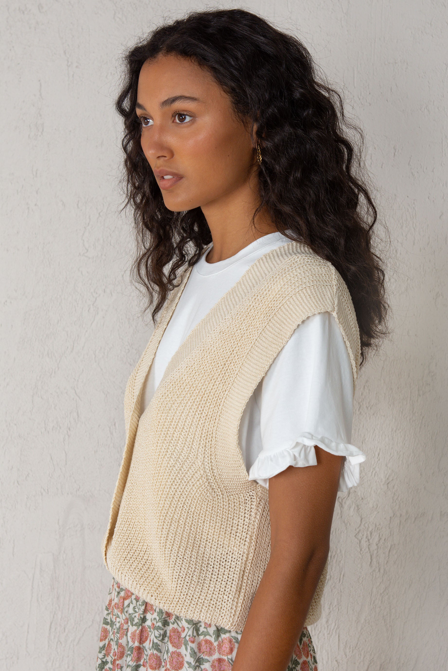 VEST CLAUDIA // BEIGE