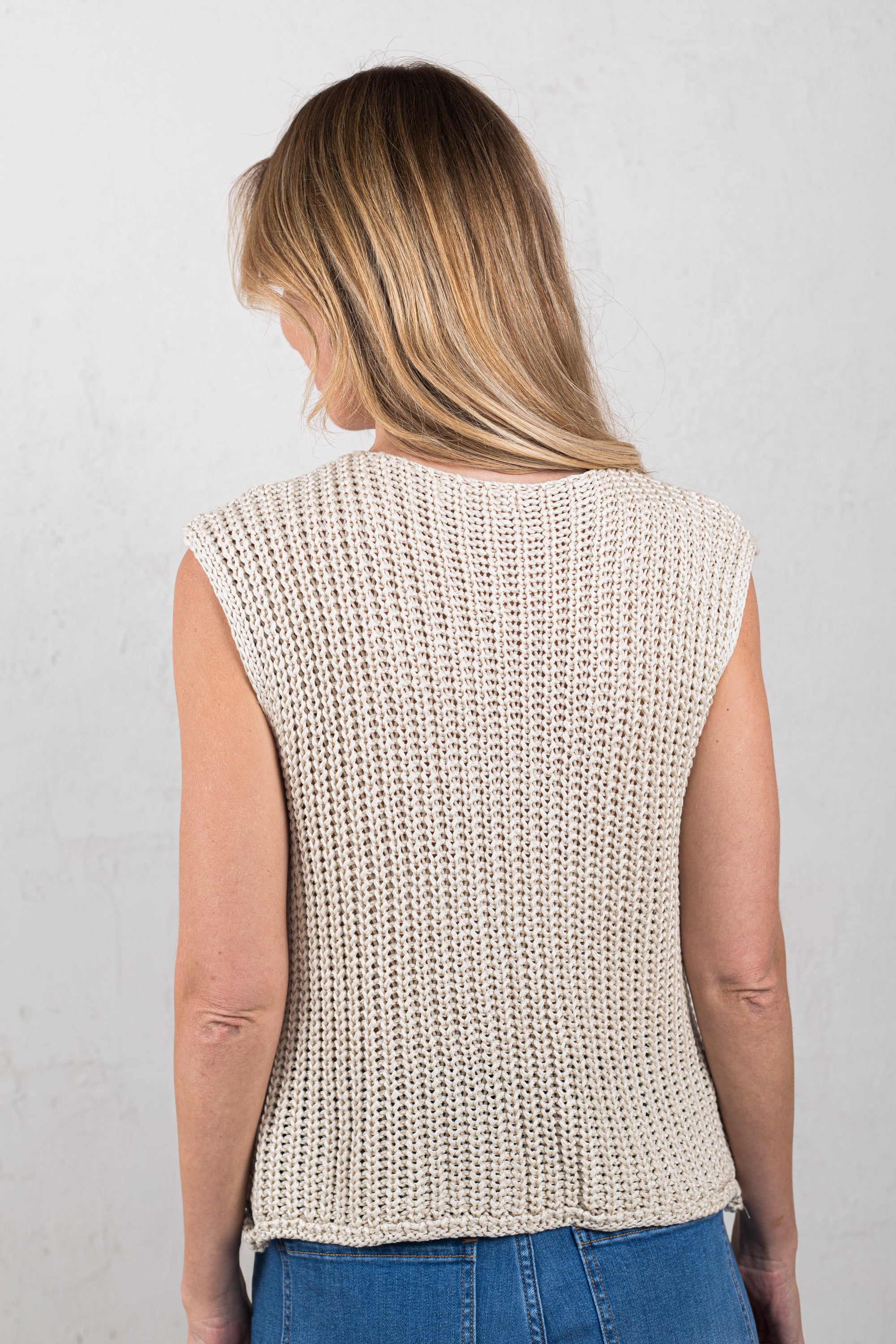 CHALECO LOLA // BEIGE // ON DEMAND