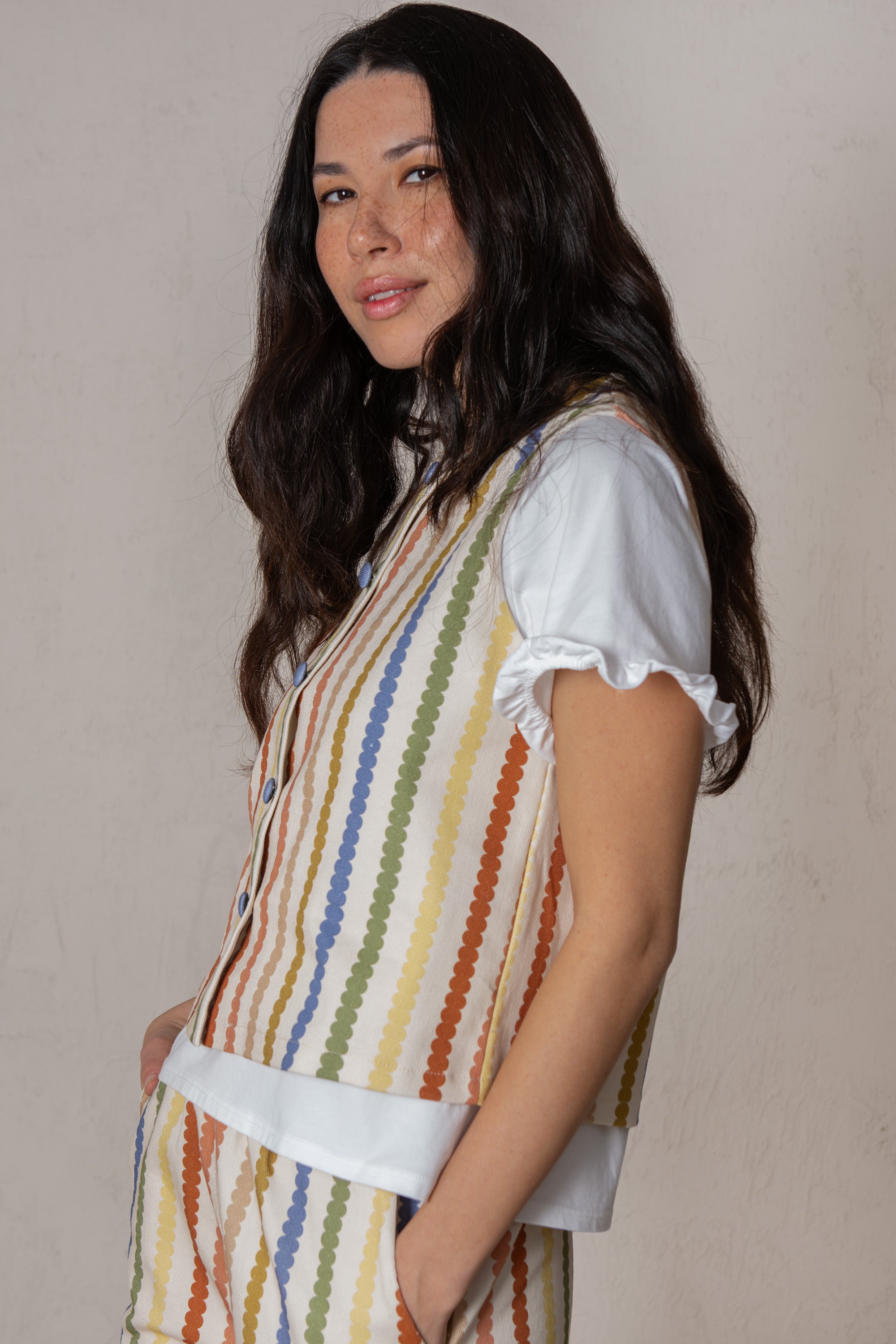 CHALECO MÍA // RAYAS DE COLORES