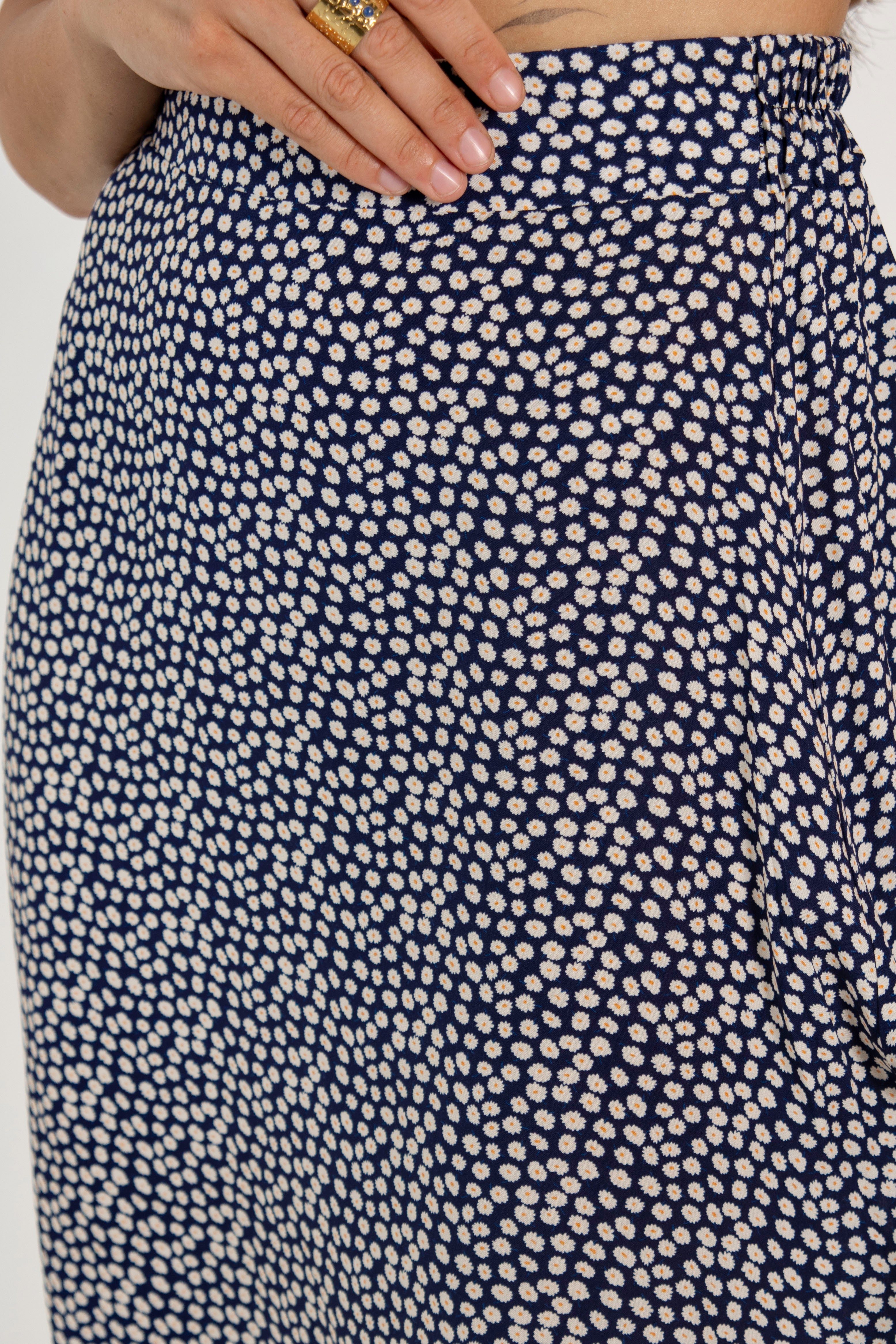 CARLA SKIRT // DARK BLUE FLOWERS