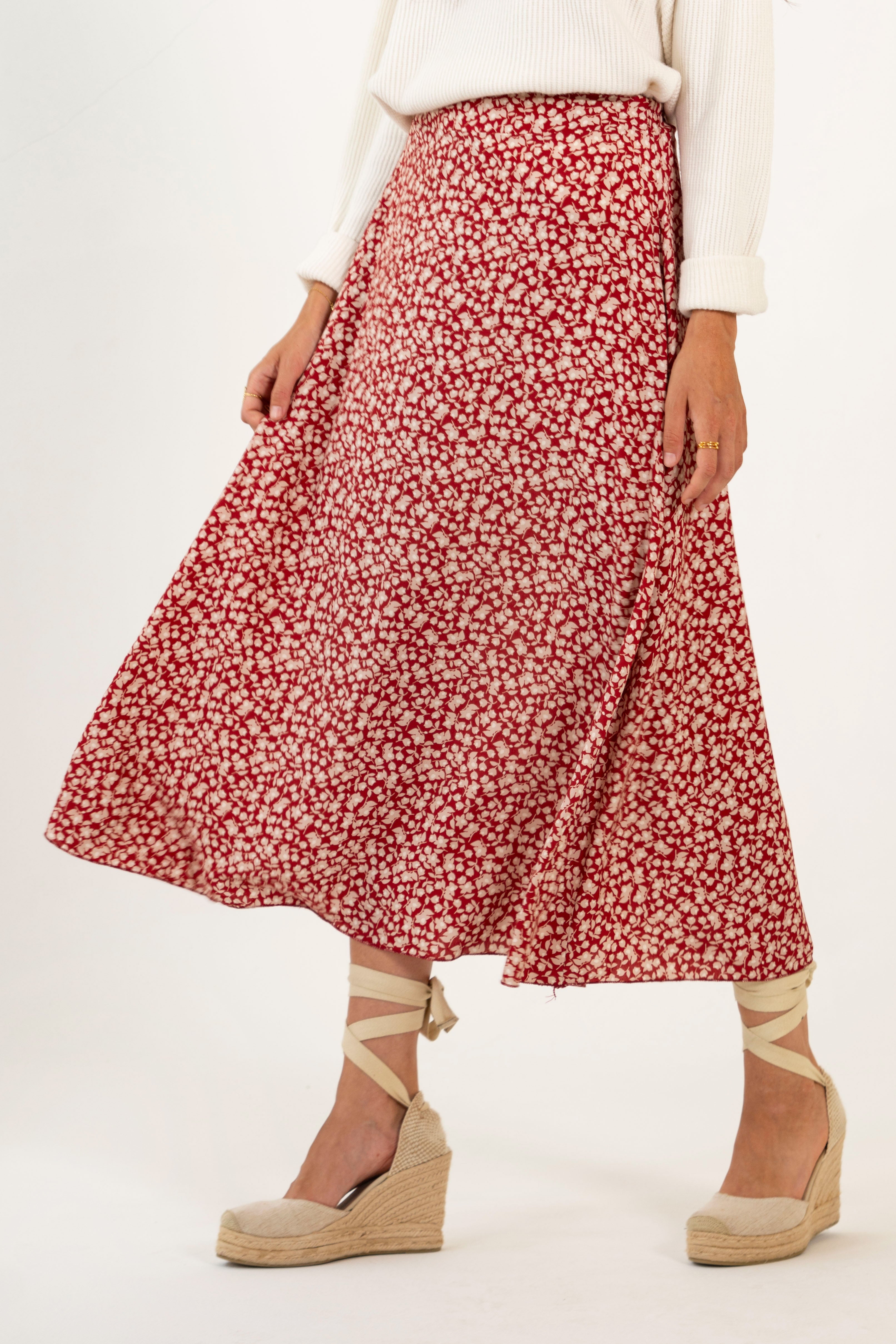 CARLA SKIRT // RED FLOWERS