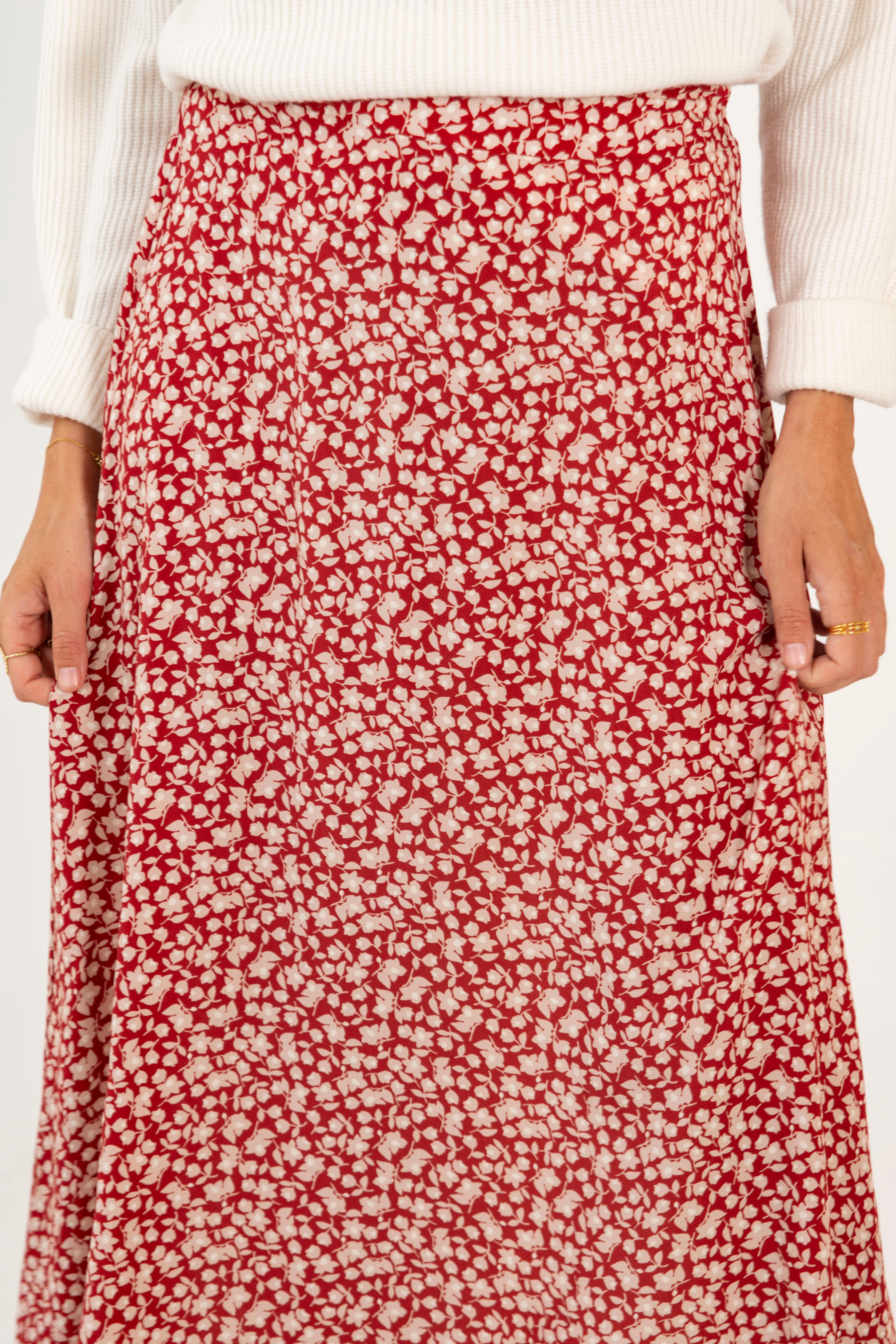 CARLA SKIRT // RED FLOWERS