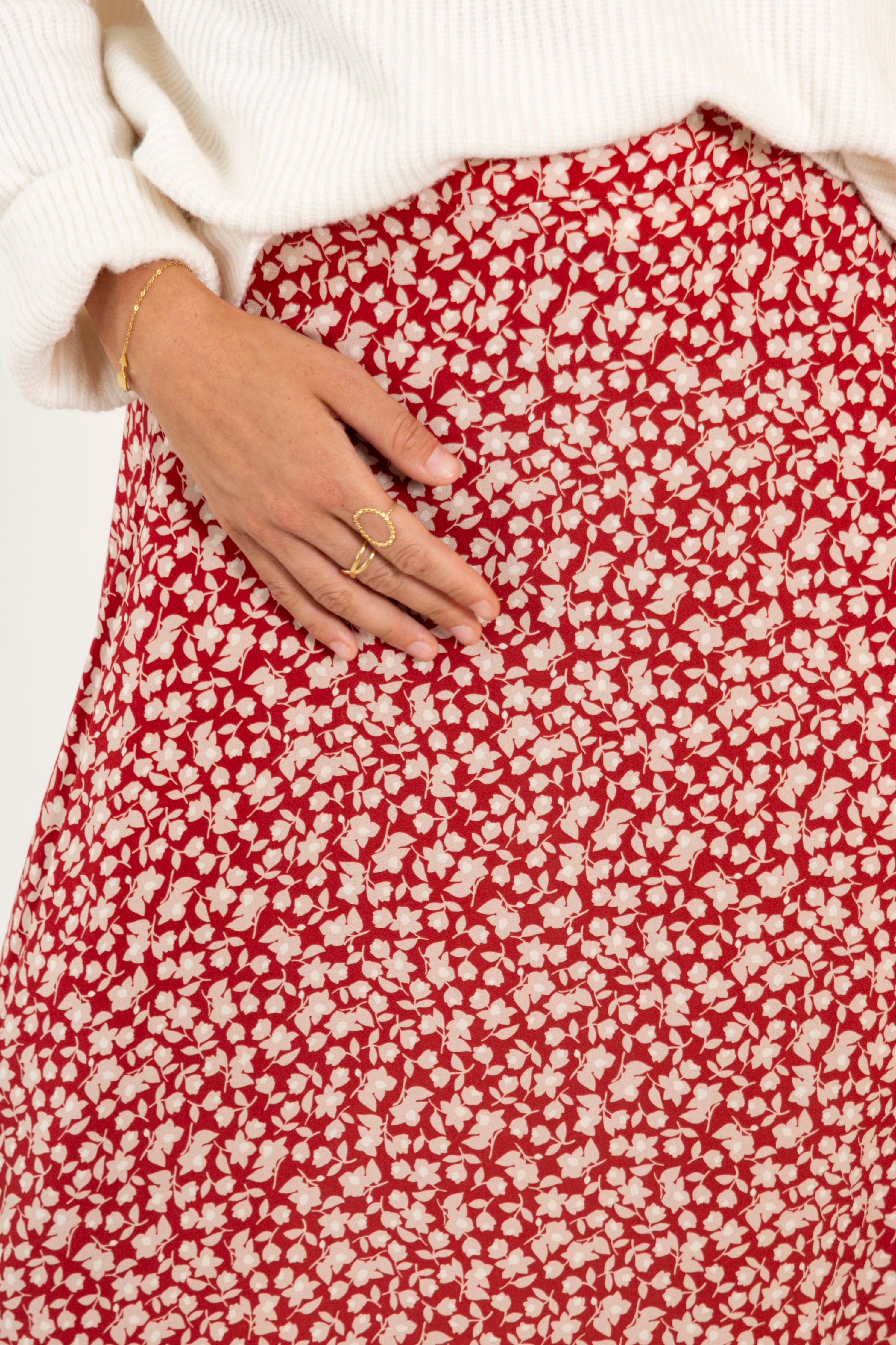 CARLA SKIRT // RED FLOWERS