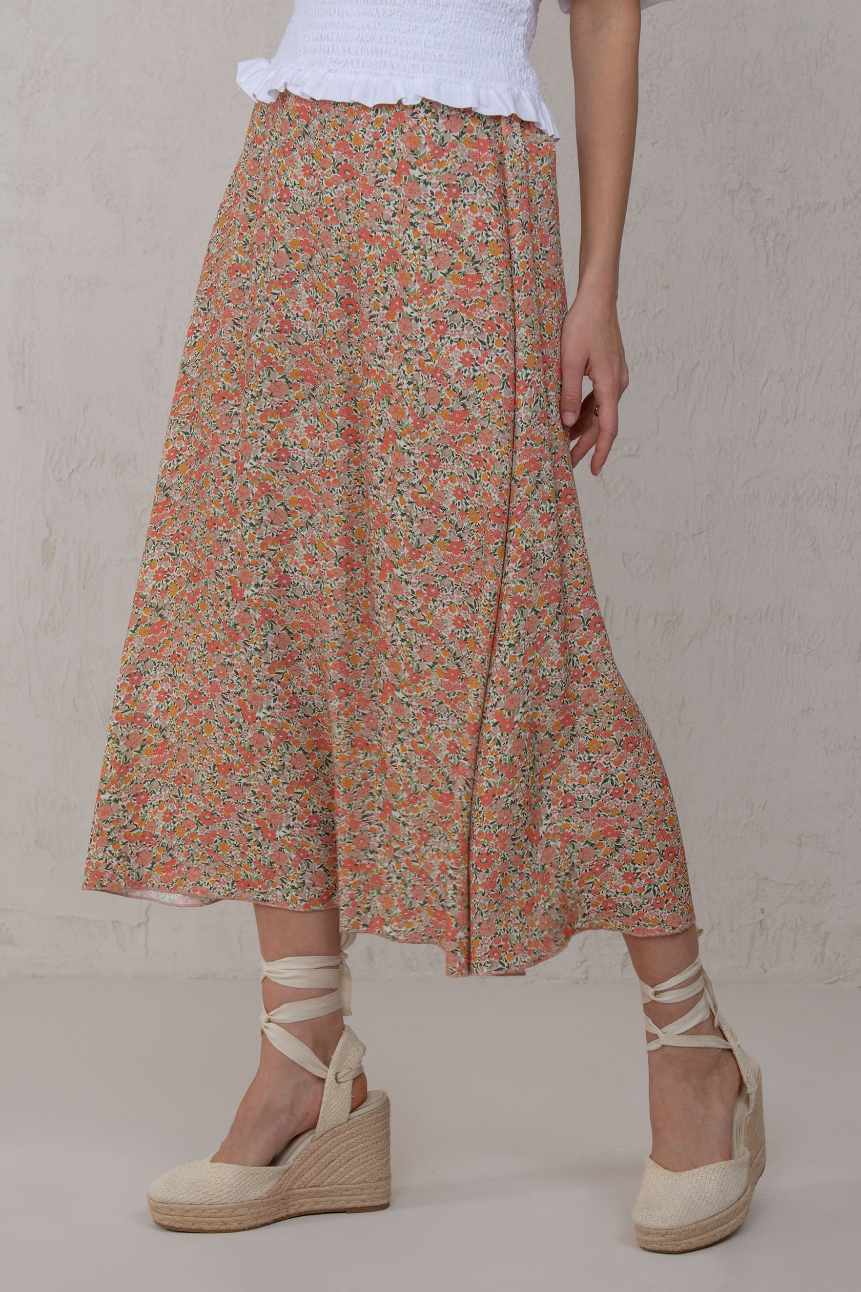 FALDA CARLA // FLORES LIBERTY