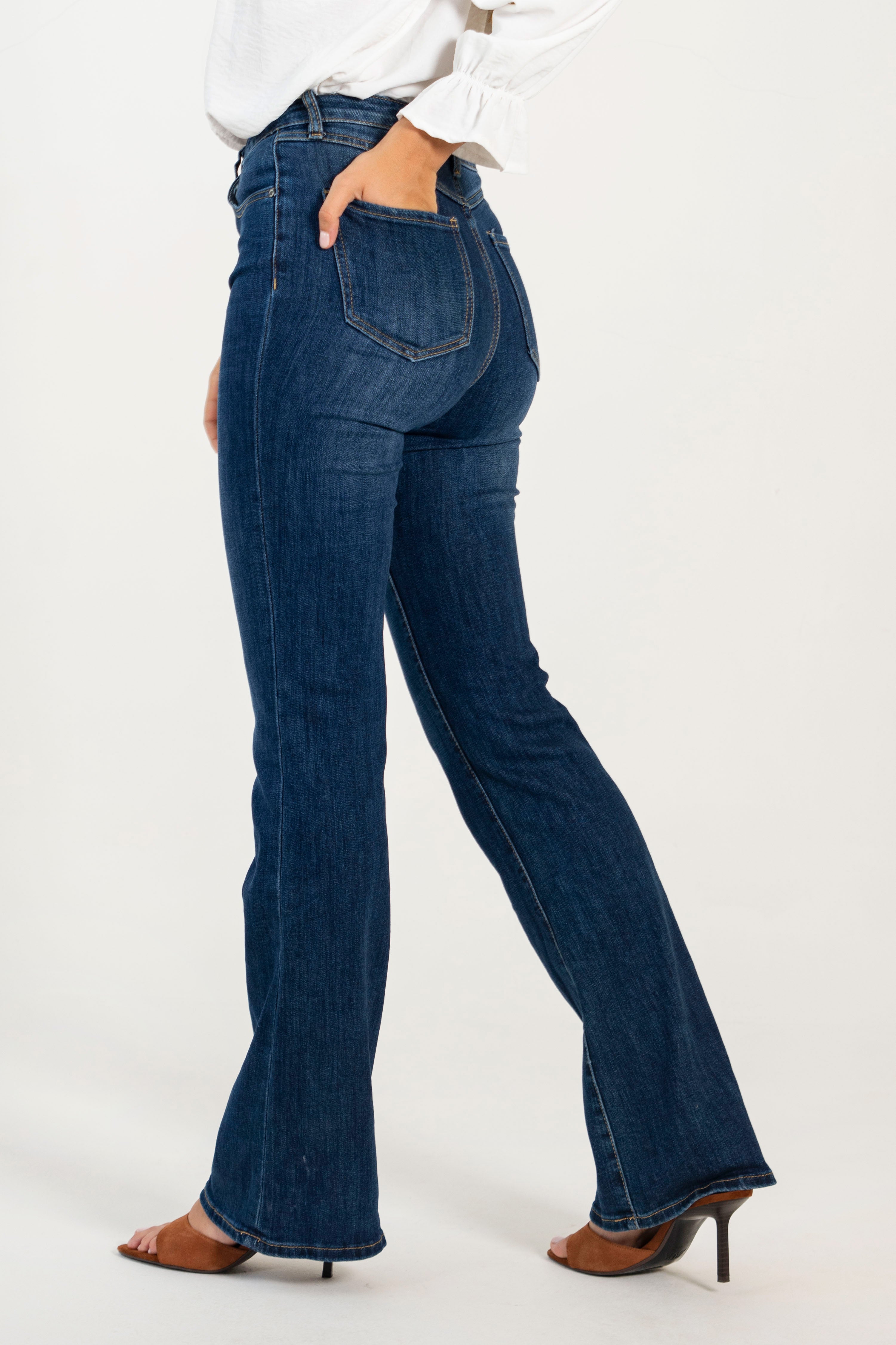 JEANS MARTINA // DENIM OSCURO