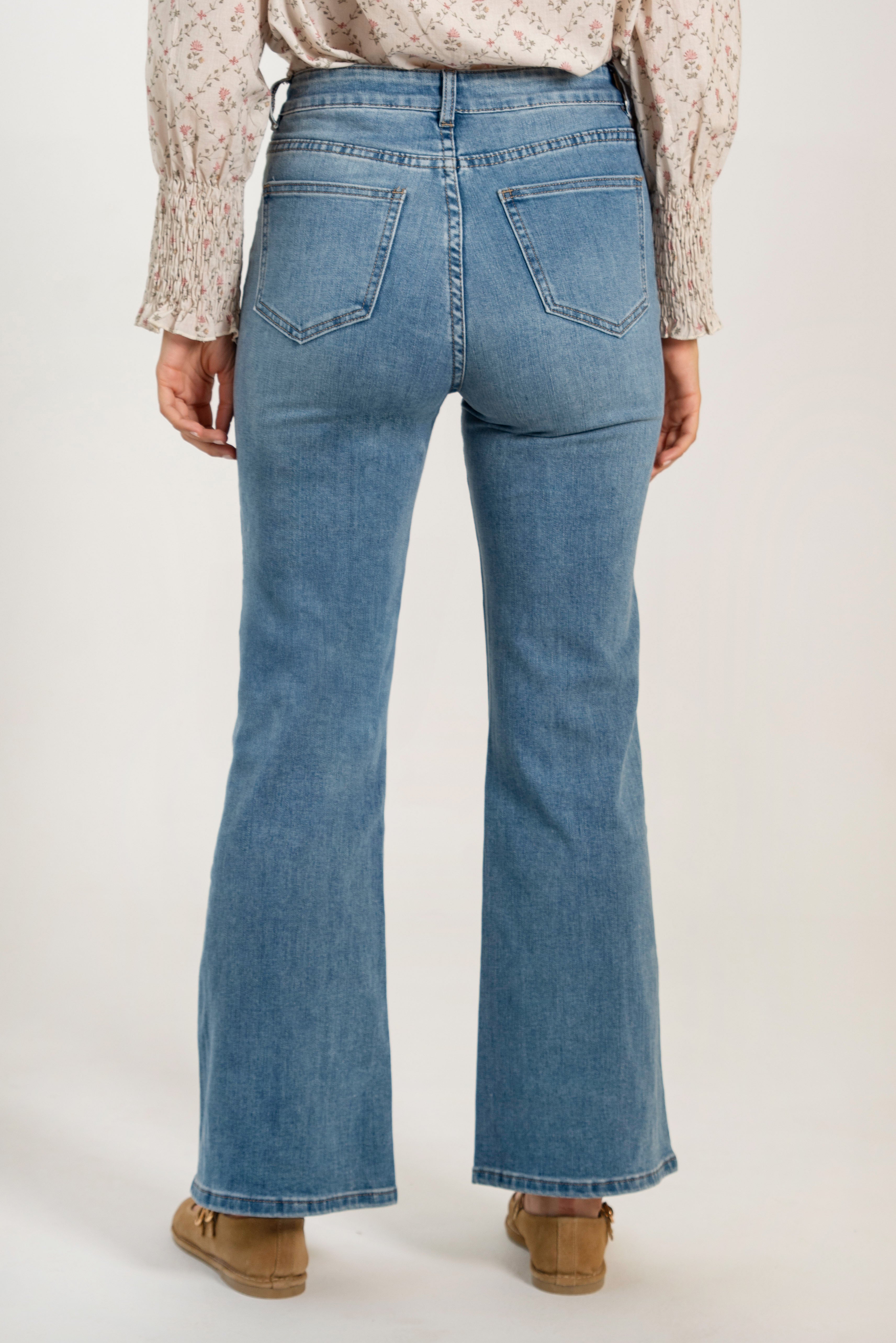 CARLOTA JEANS // TRUE DENIM