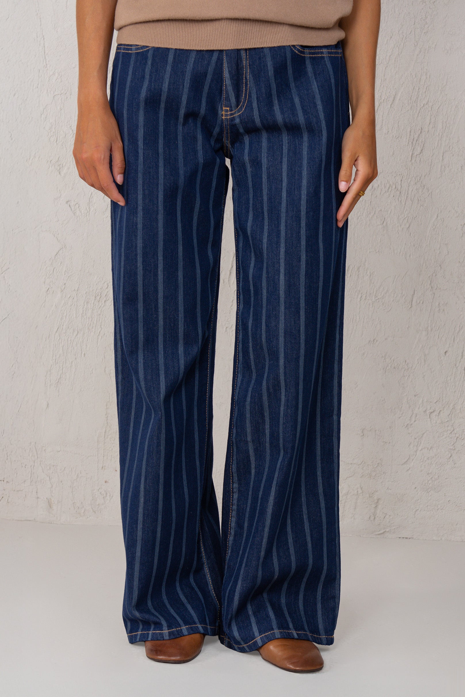 LETICIA JEANS // STRIPED DENIM