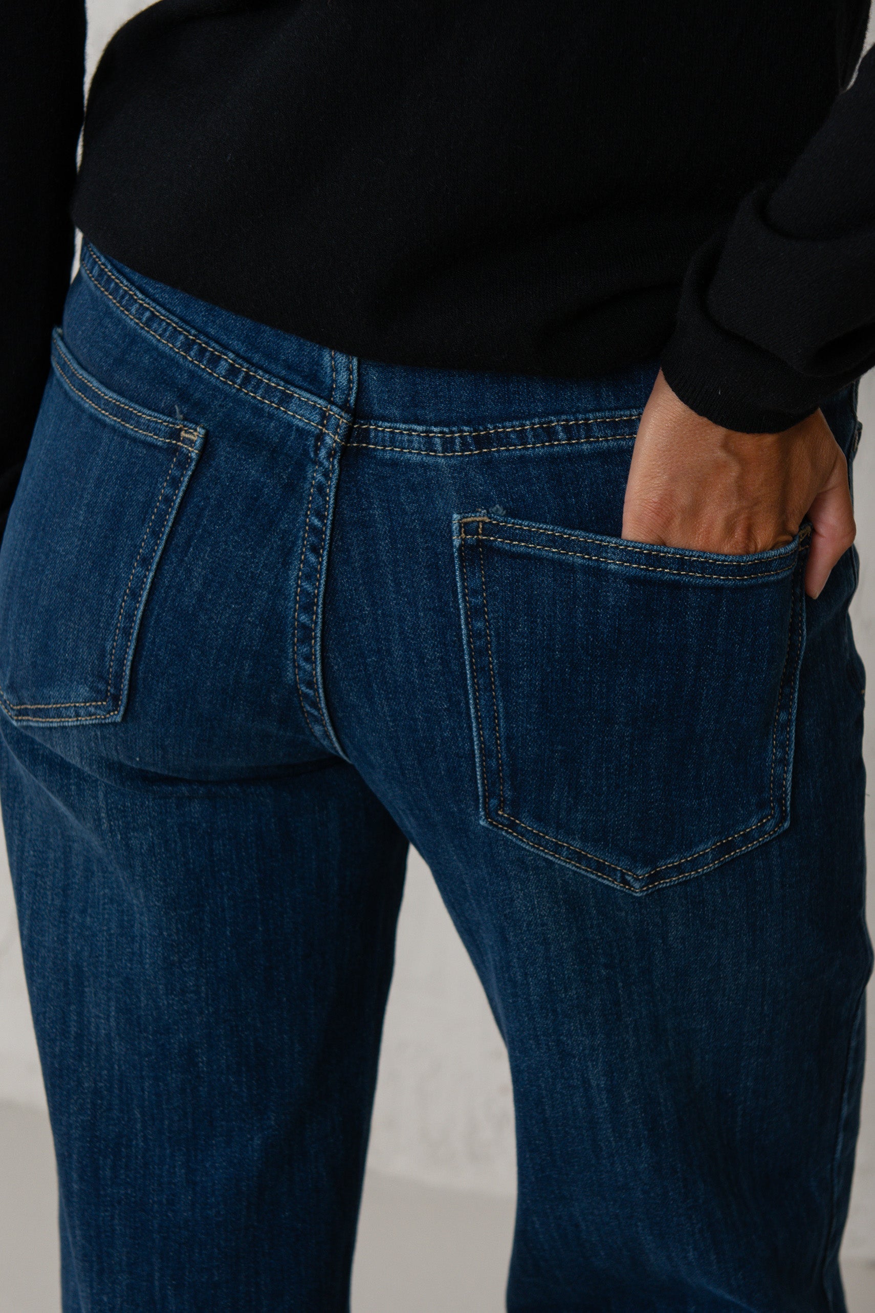 JEANS MARTA // DENIM OSCURO