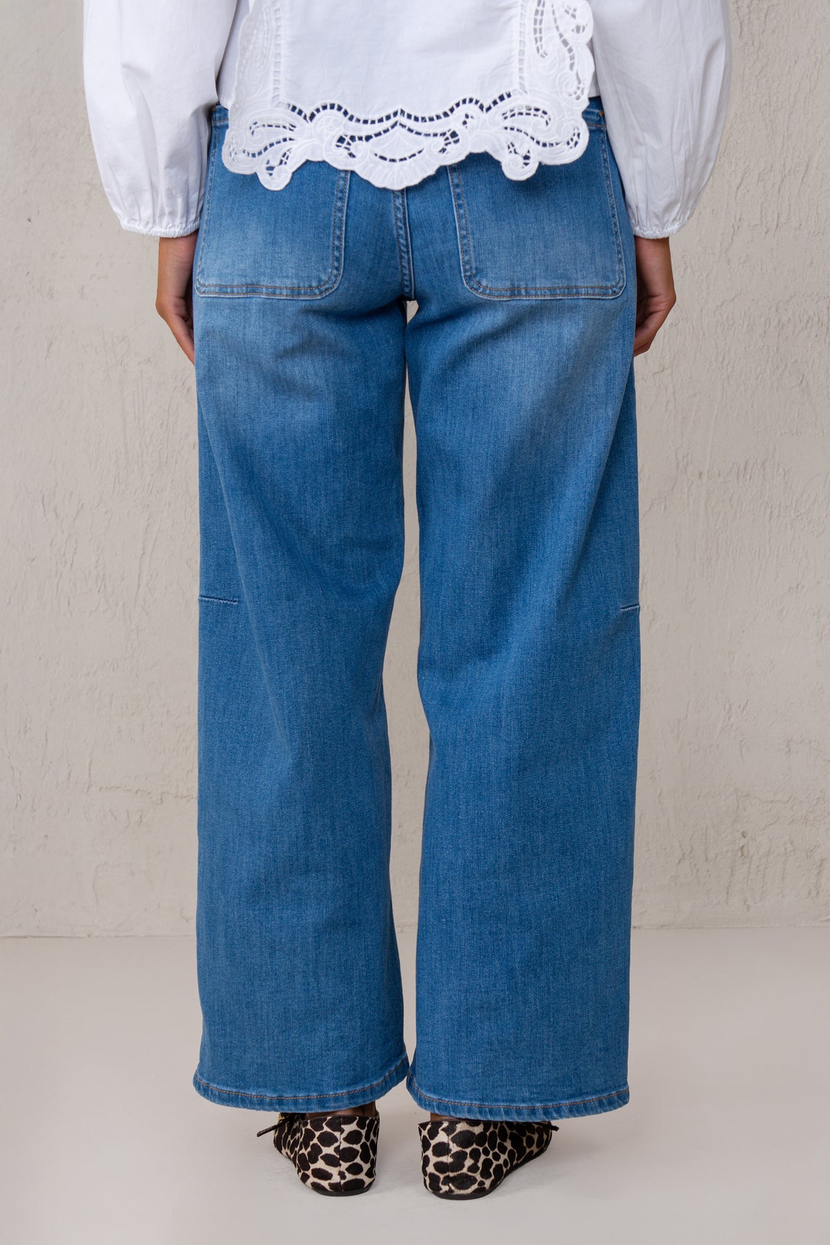 PATRICIA JEANS // MEDIUM DENIM