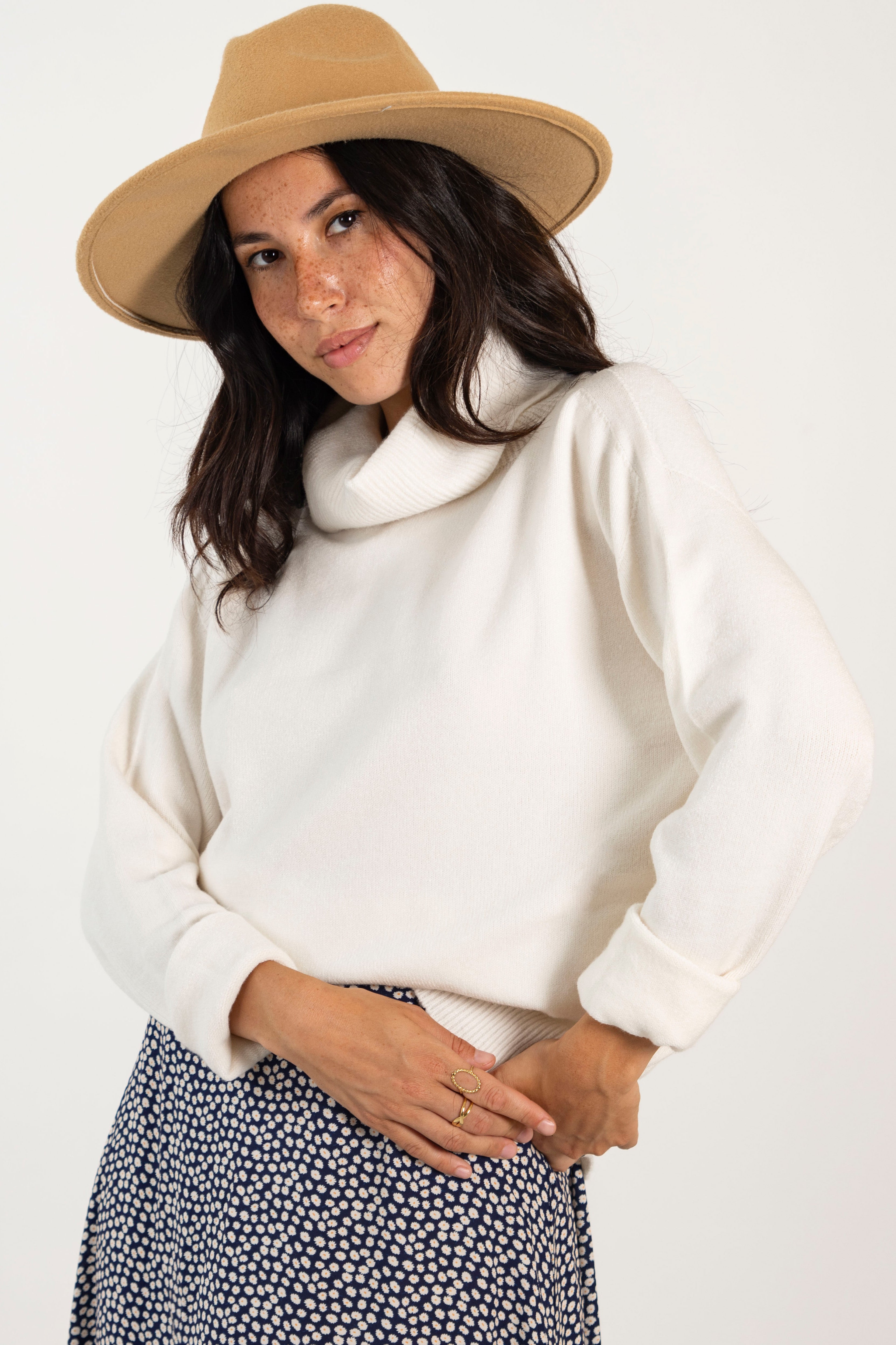 SUSANA SWEATER // ECRU