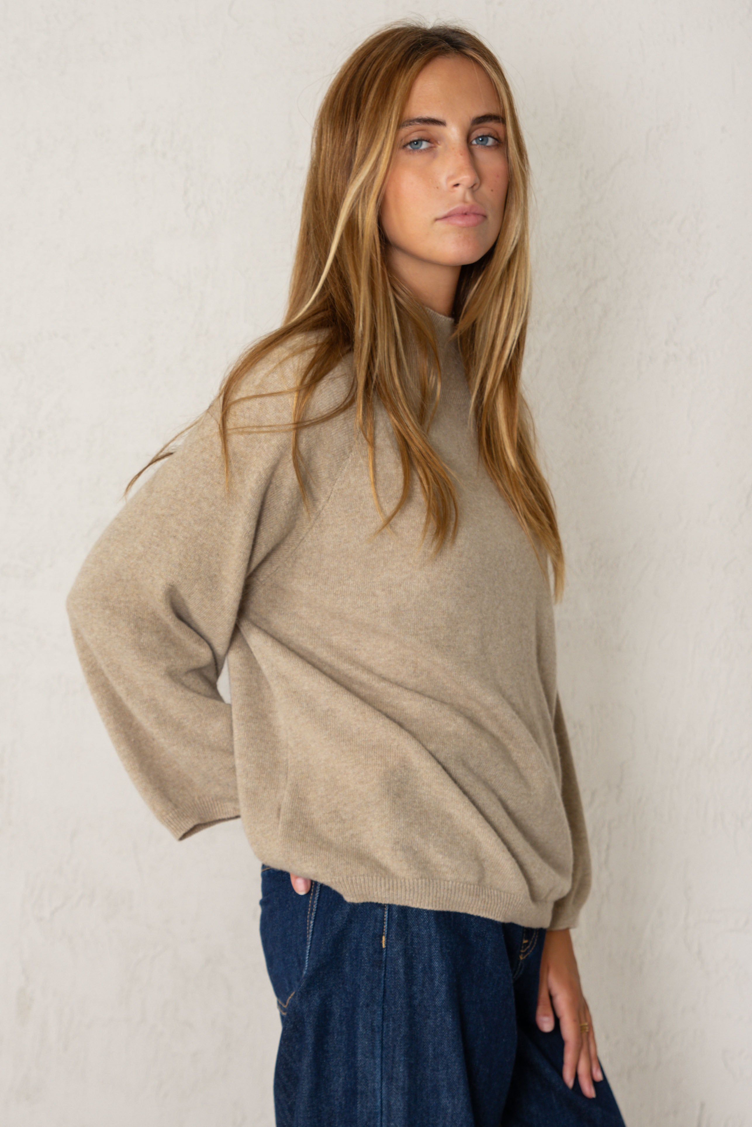 BIANCA SWEATER // BEIGE