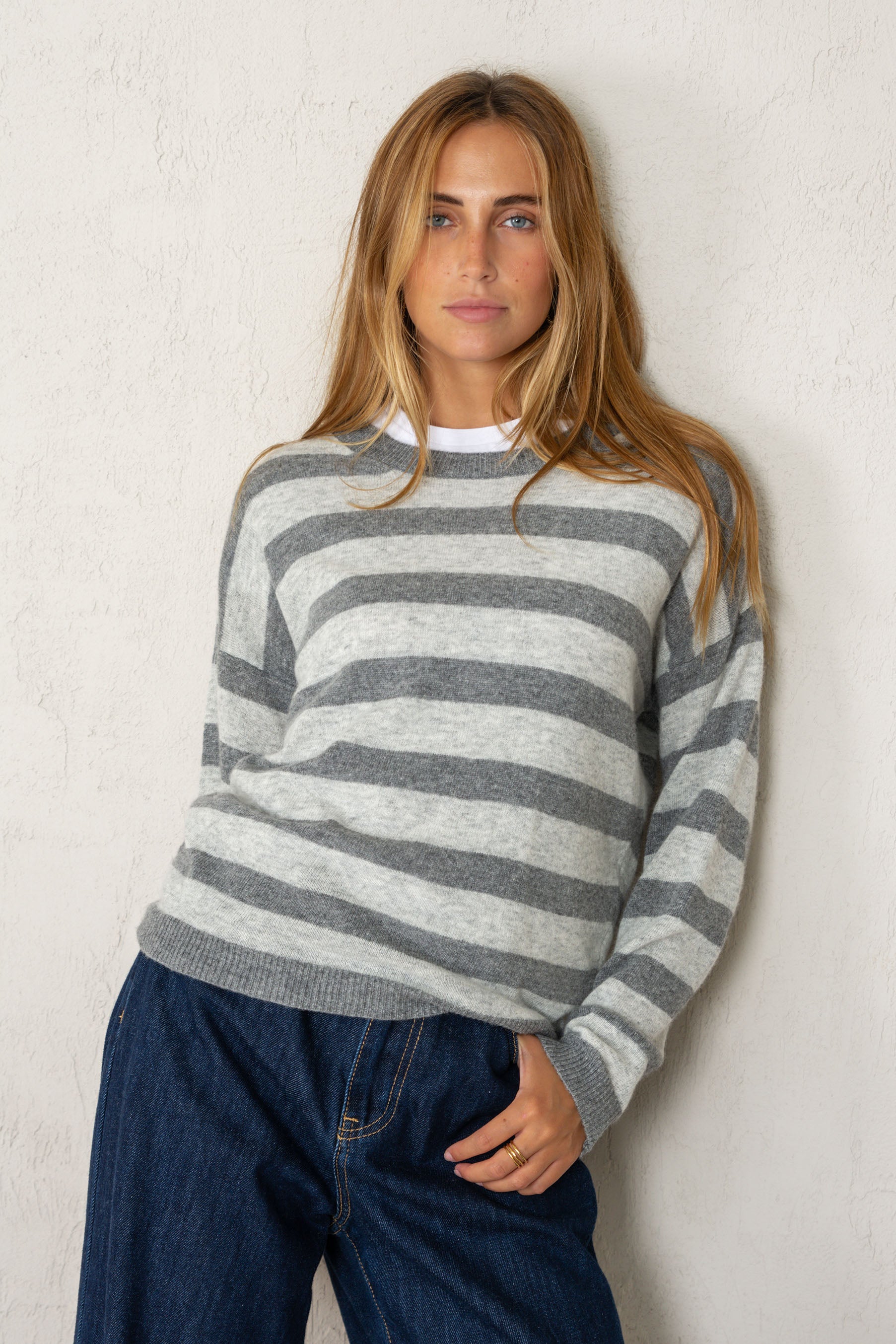 JERSEY CLAUDIA // RAYAS GRIS OSCURO