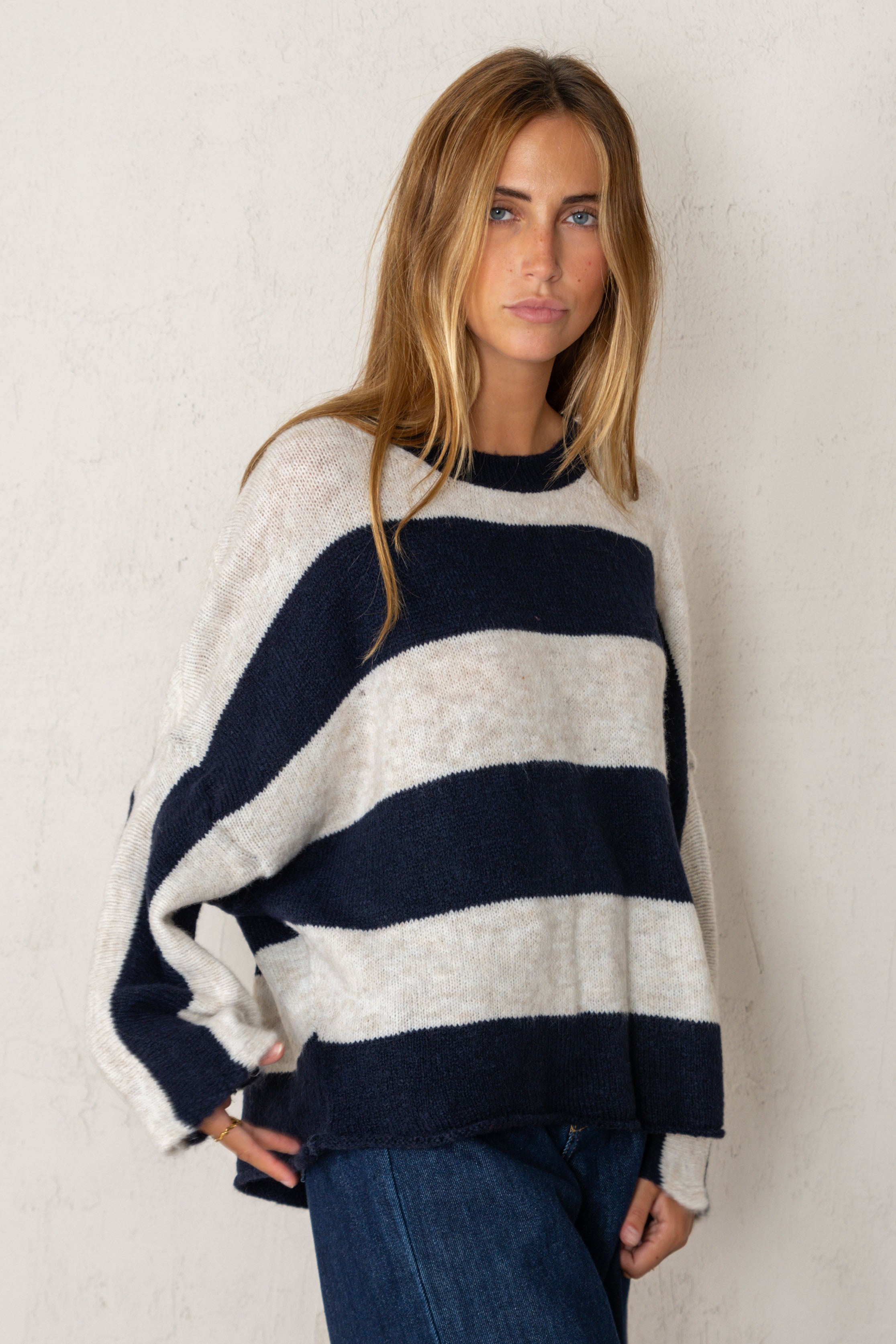 MARTINA SWEATER // DARK BLUE STRIPES