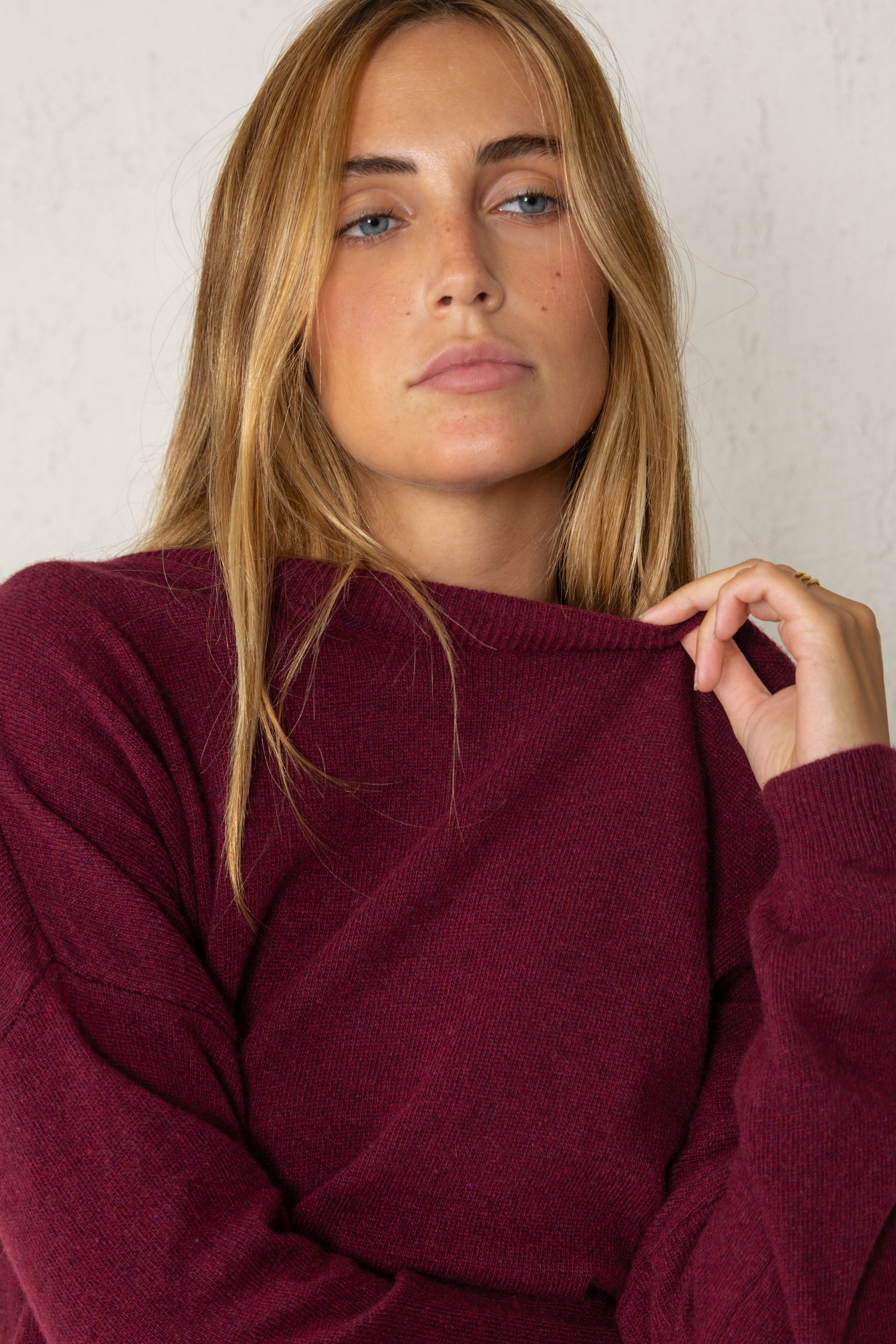 JERSEY PÍA // GRANATE