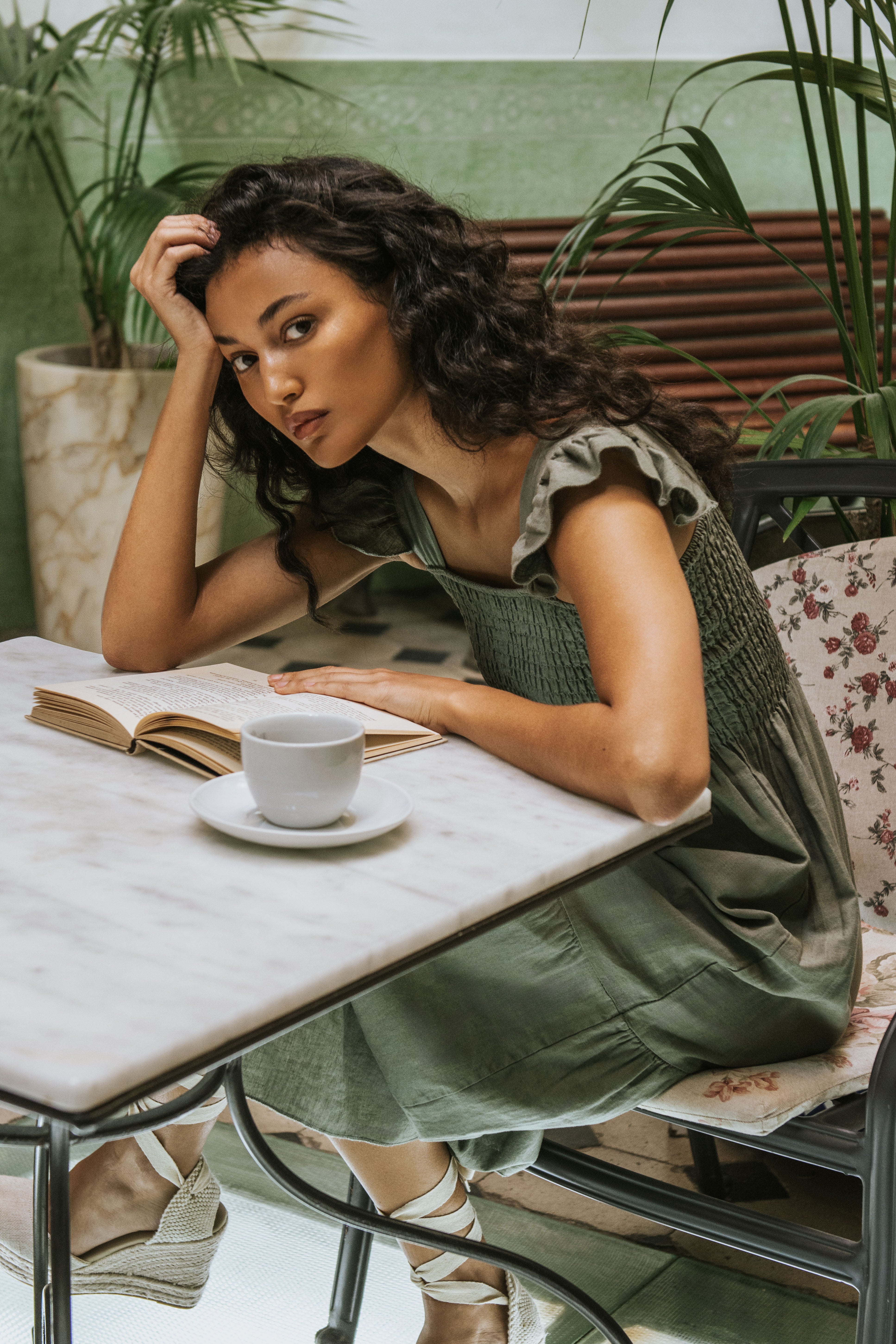 LÍA DRESS // GREEN LINEN