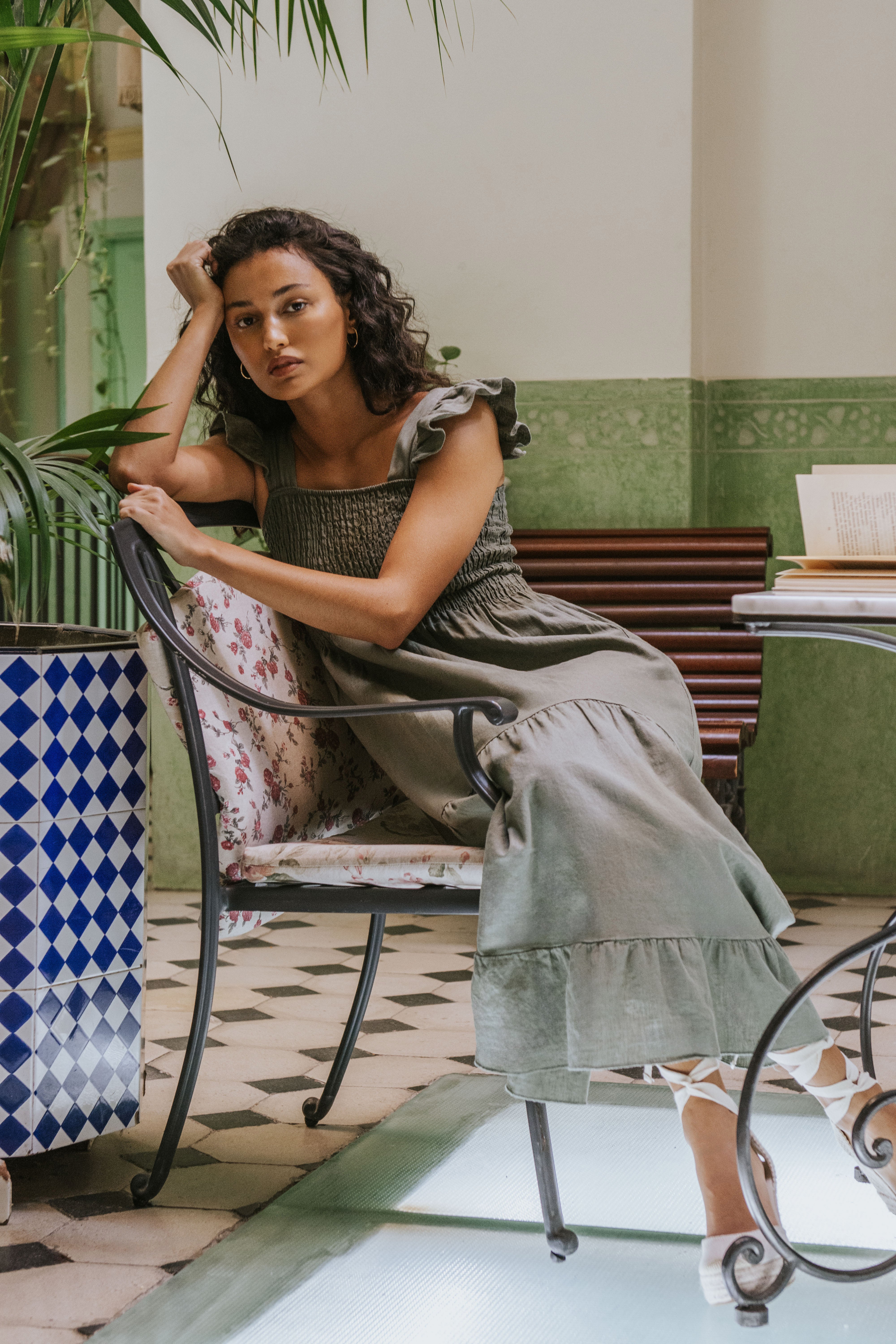 LÍA DRESS // GREEN LINEN
