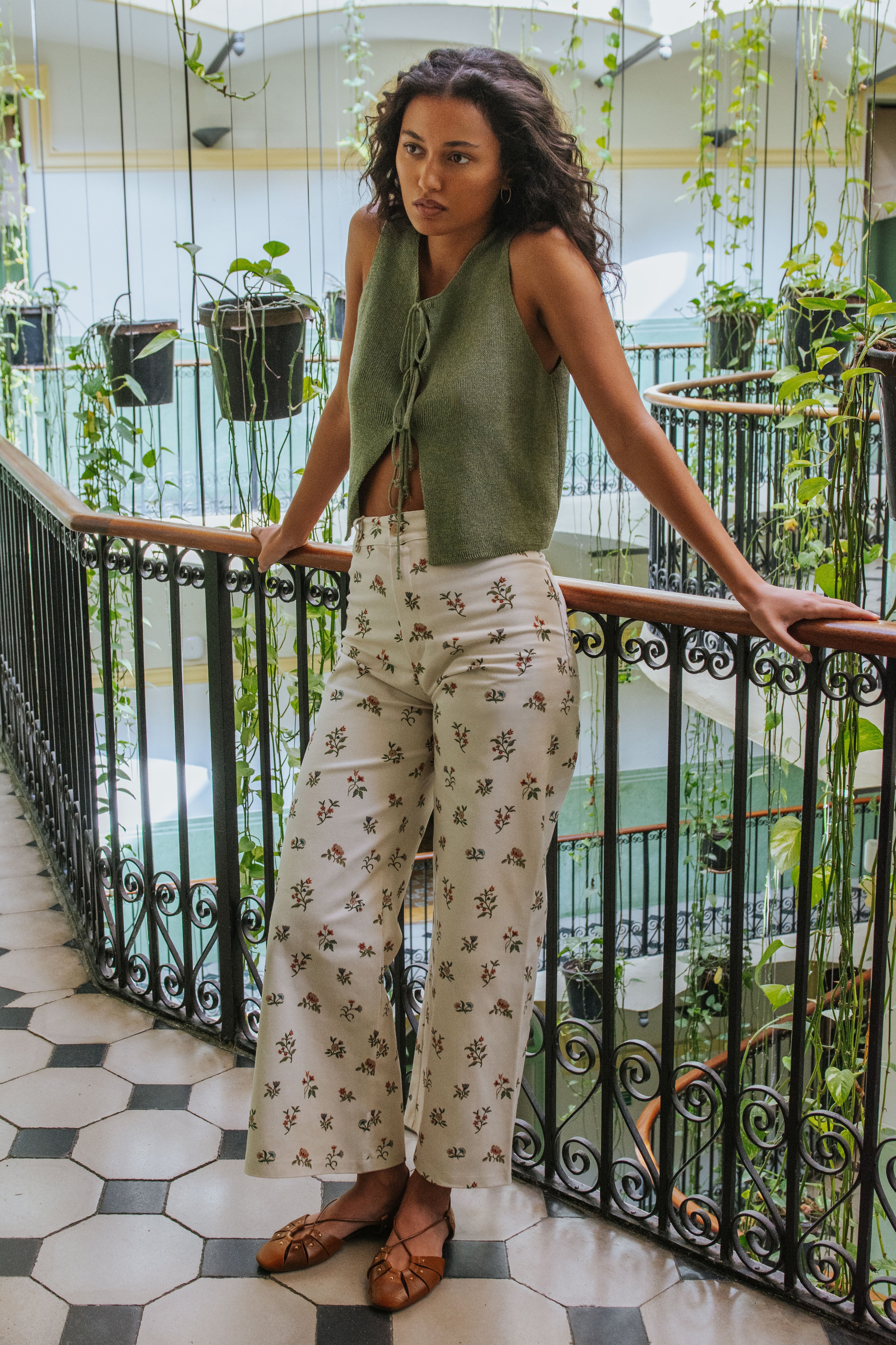 MARIA VEST // GREEN