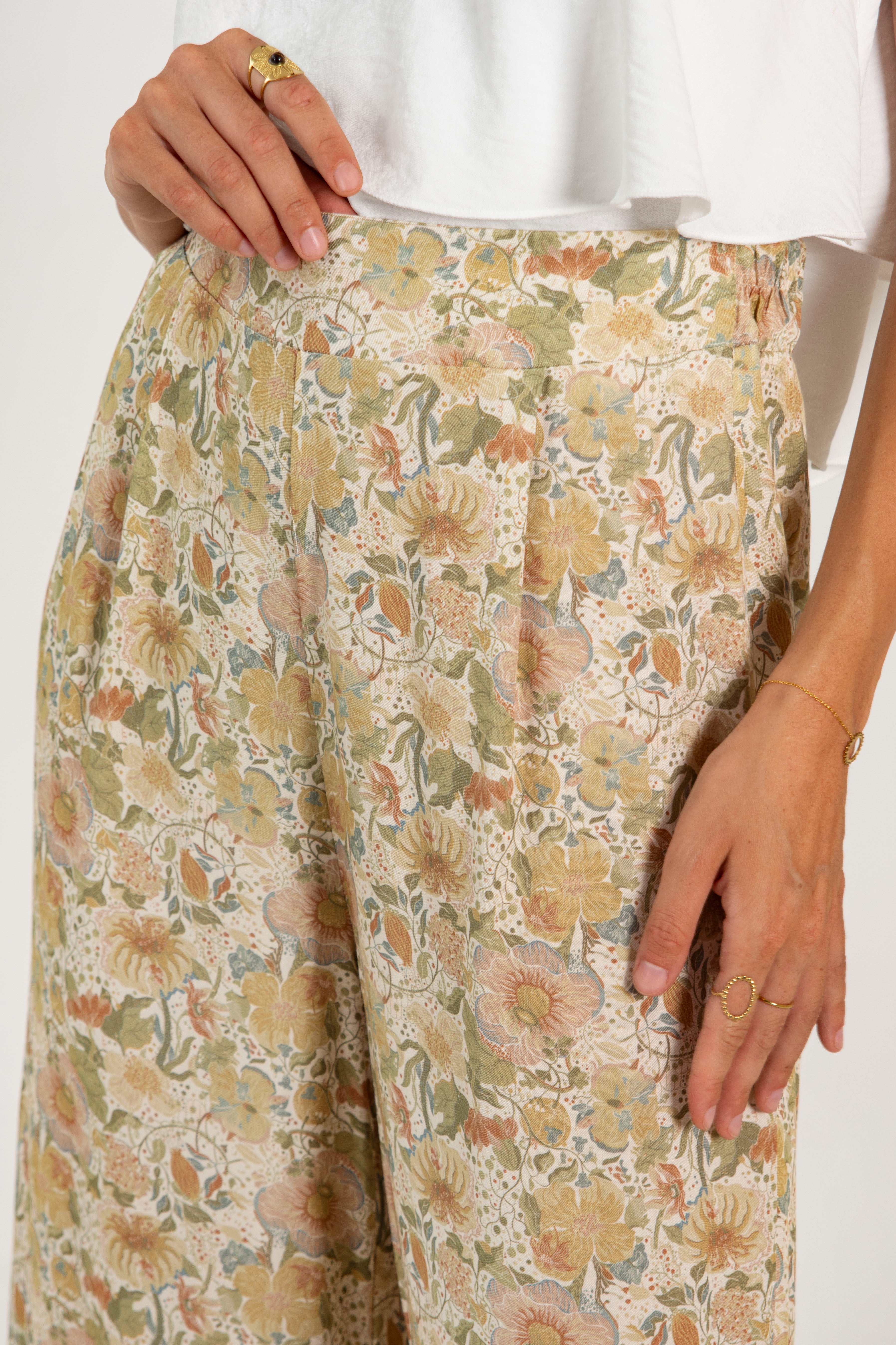 ISABEL PANTS // GREEN FLOWER