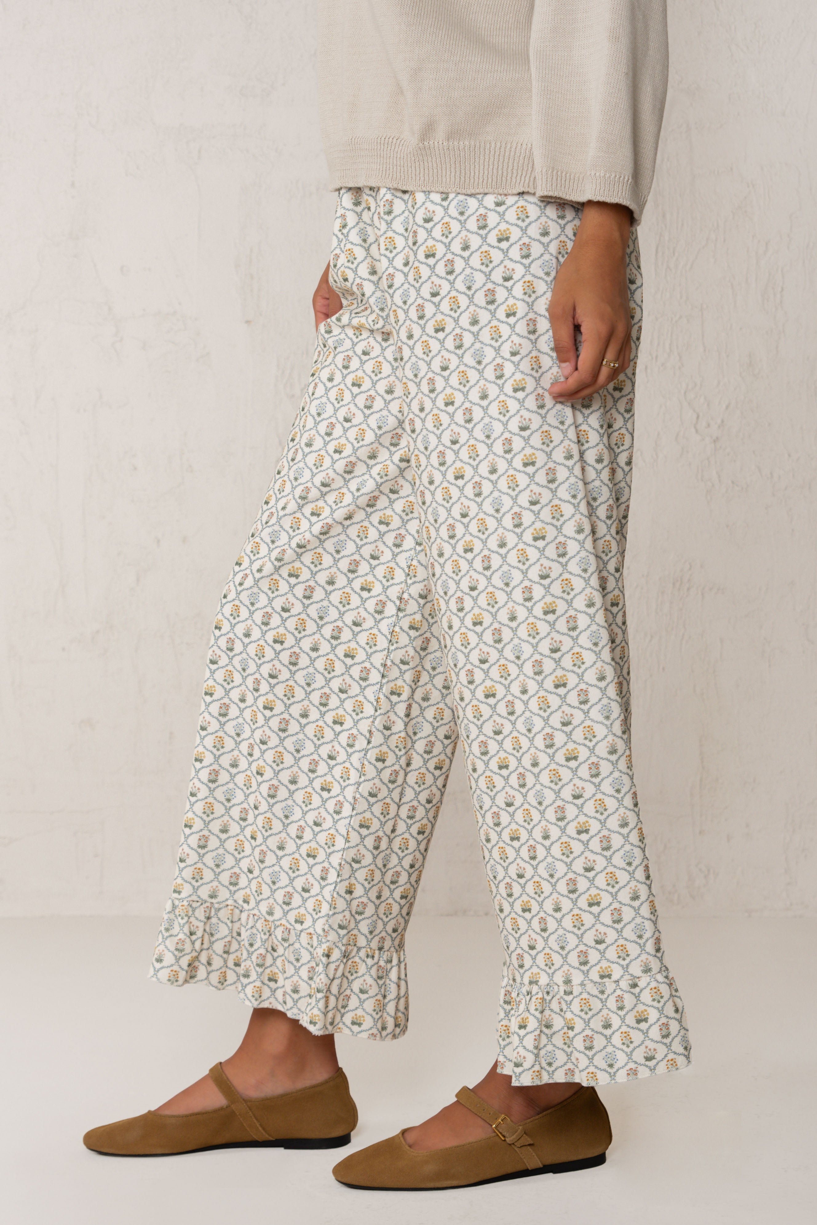 PANTALÓN CHLOE // FLORES AZUL CLARO