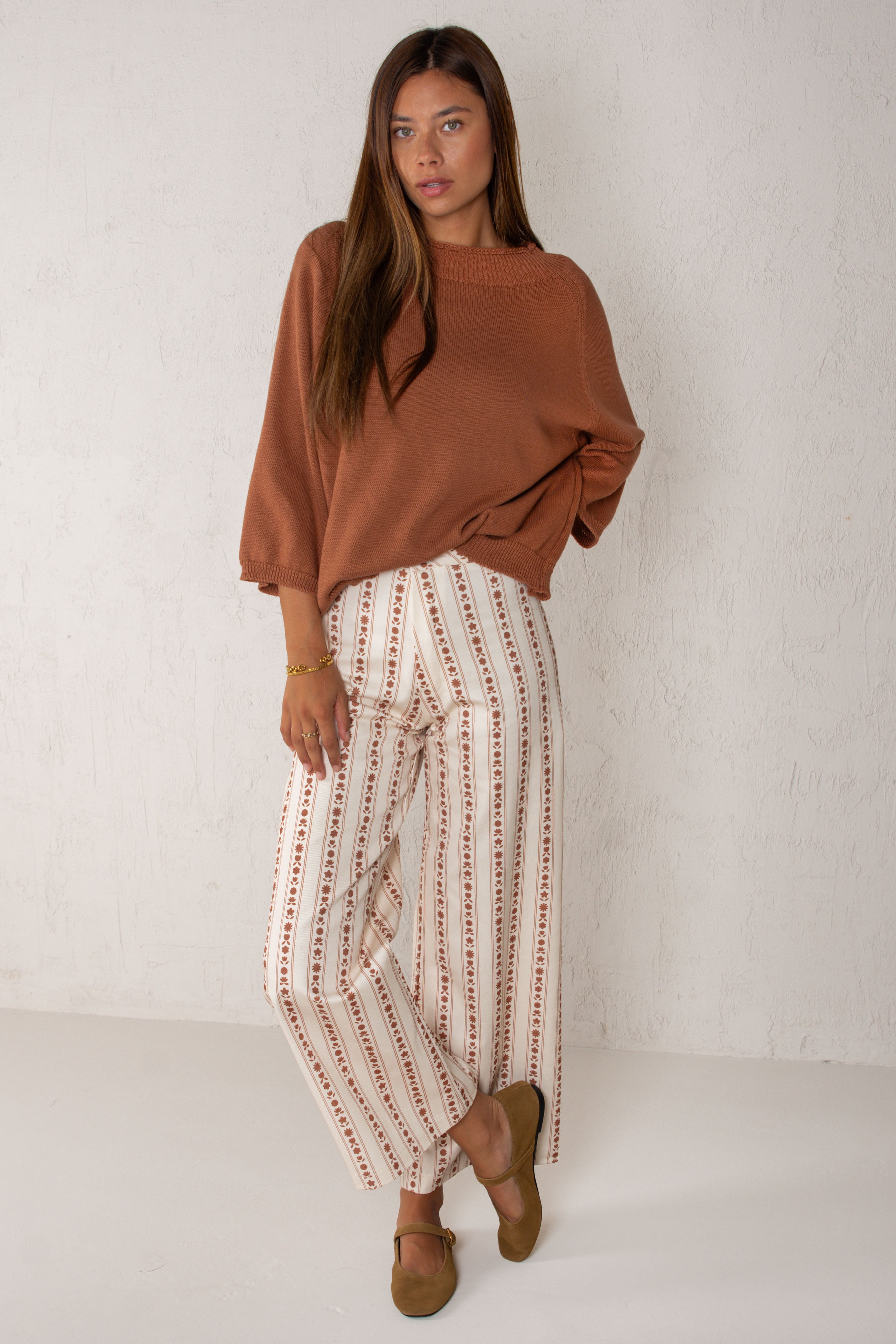 PANTALÓN PAULA // FLORES TEJA