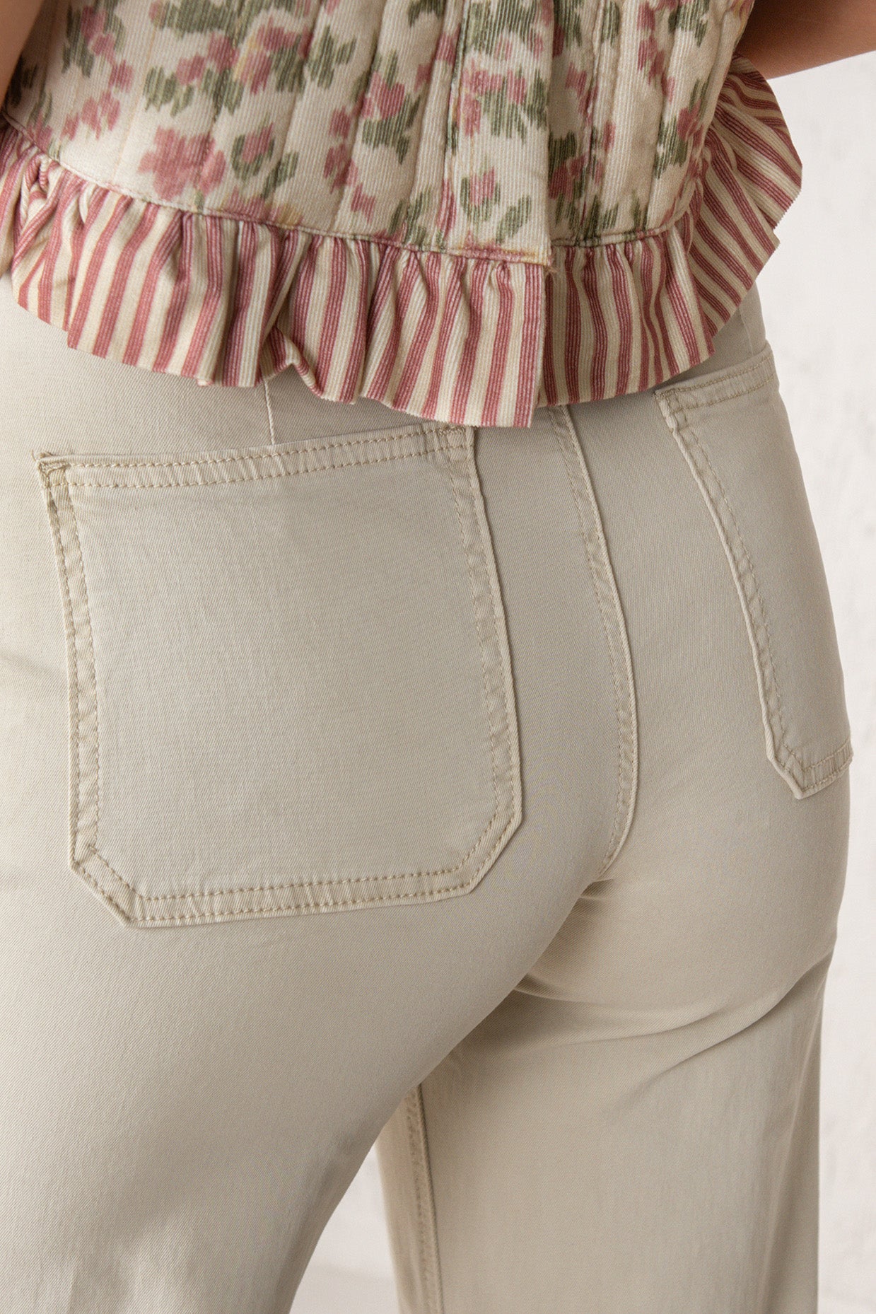 PANTALÓN MARIAN // BEIGE