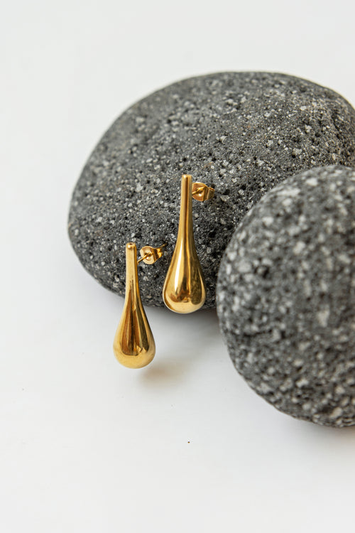 LONG DROP EARRINGS image 1