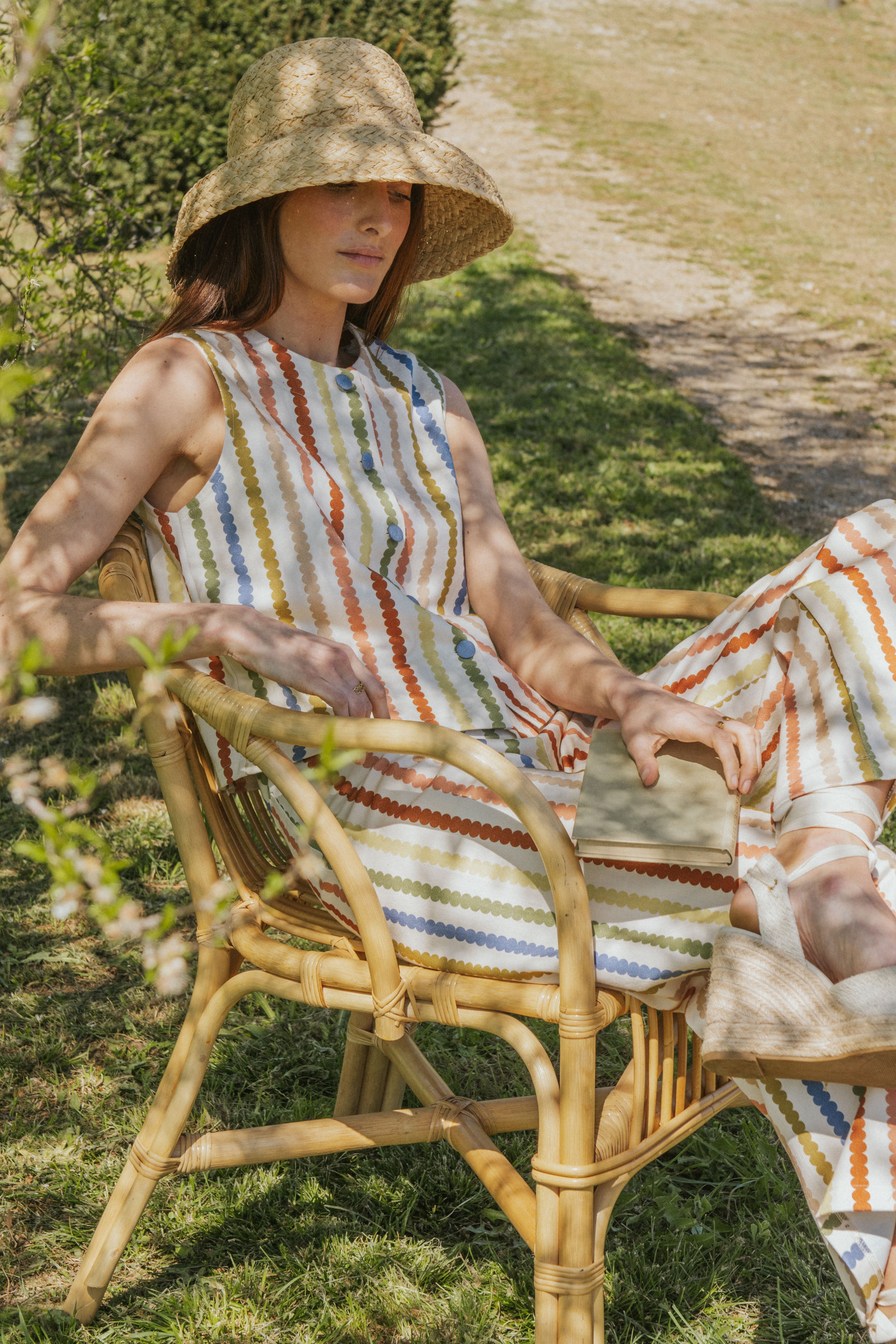 CHALECO MÍA // RAYAS DE COLORES