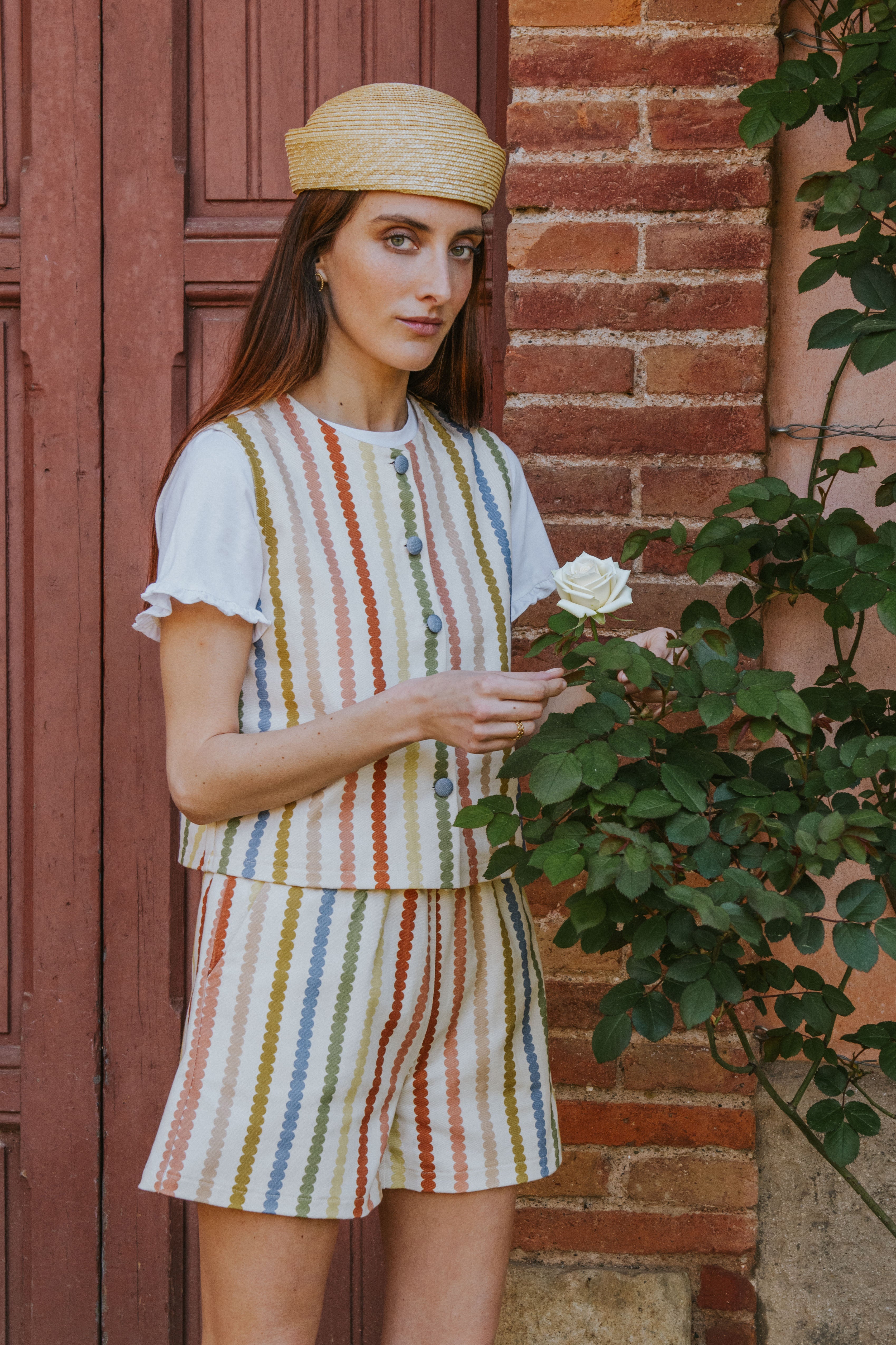SHORT VEGA // RAYAS DE COLORES