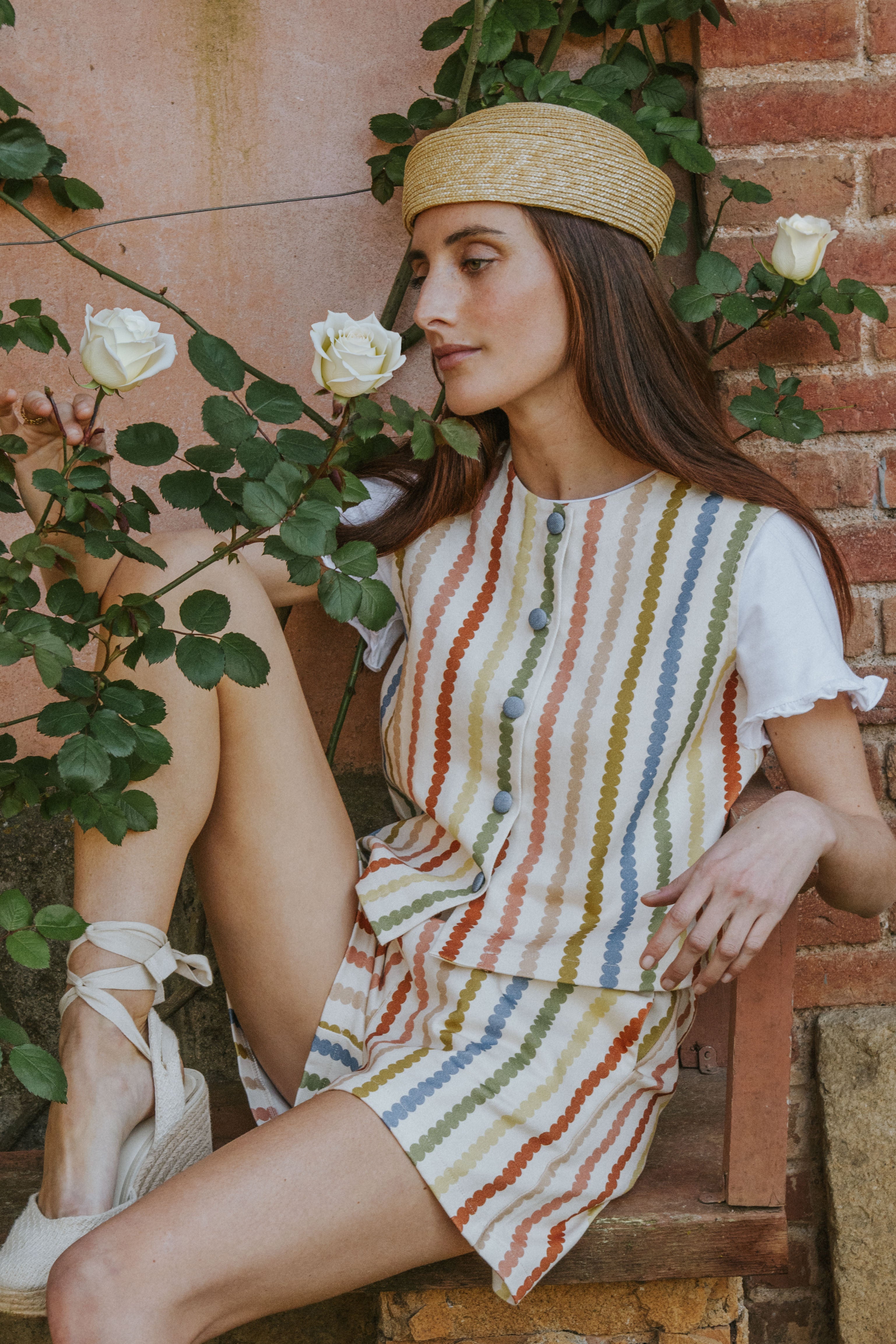 SHORT VEGA // RAYAS DE COLORES