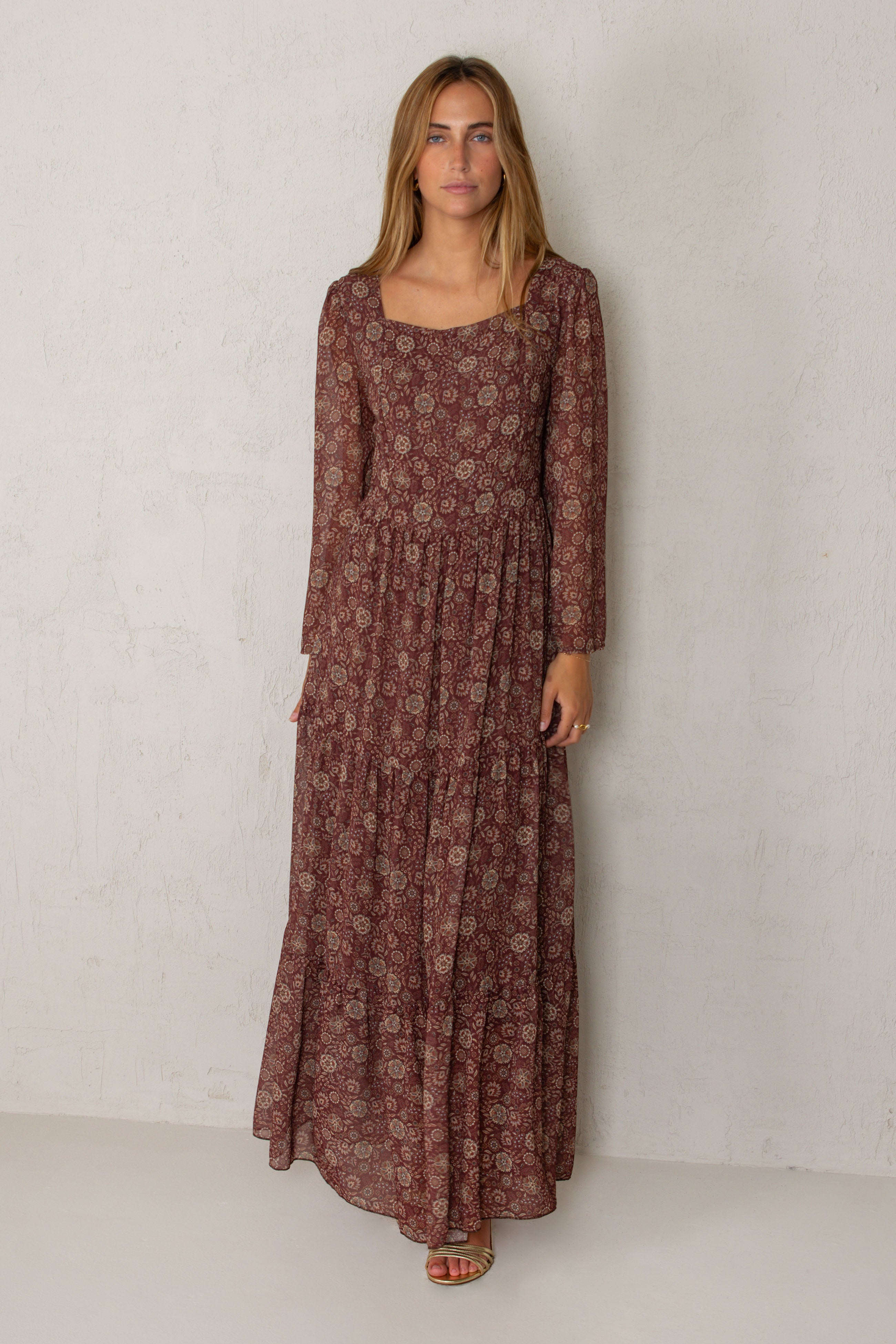 VESTIDO ALEJANDRA // GRANATE