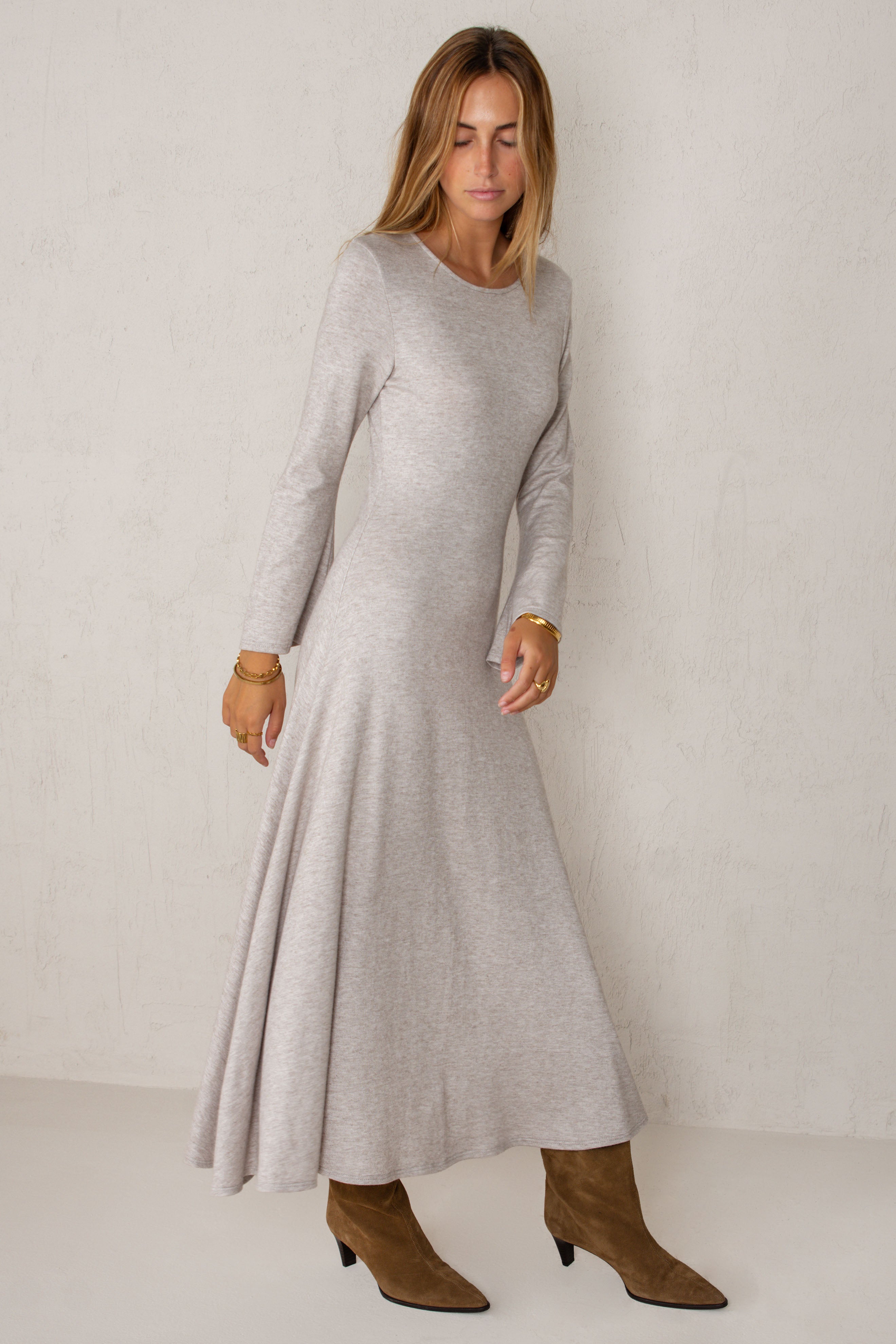 VESTIDO ISABELLA // BEIGE