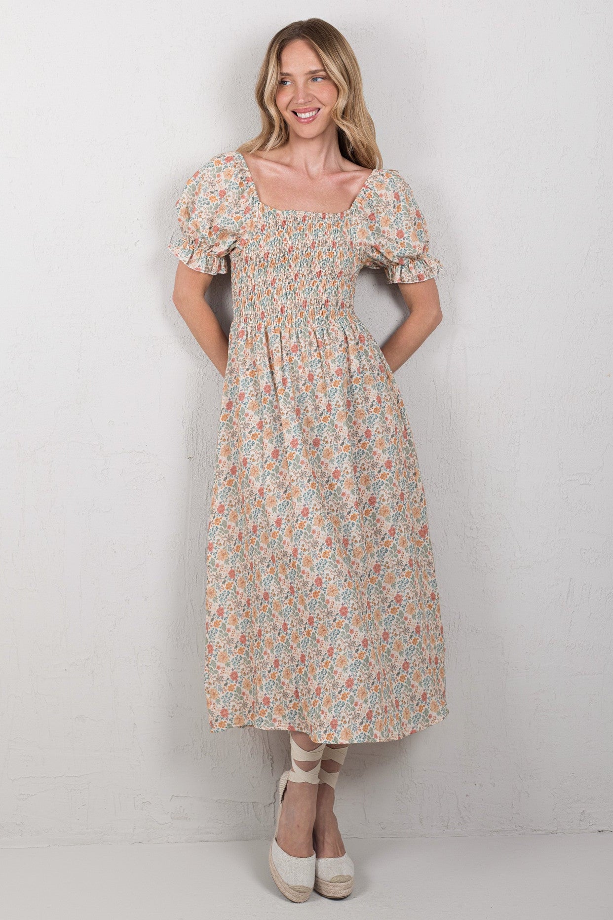 VESTIDO SARA // FLOR LOTUS
