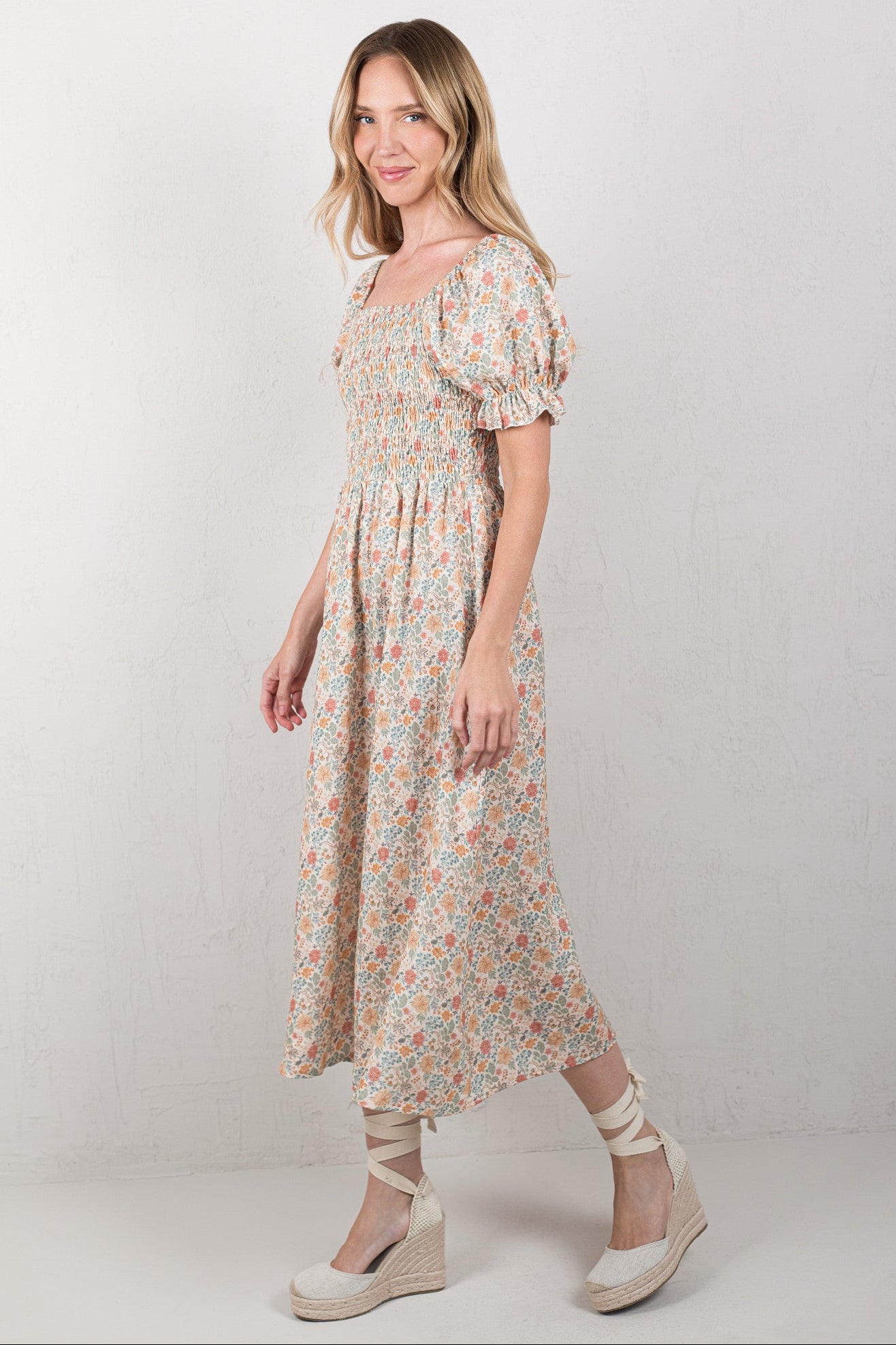 VESTIDO SARA // FLOR LOTUS