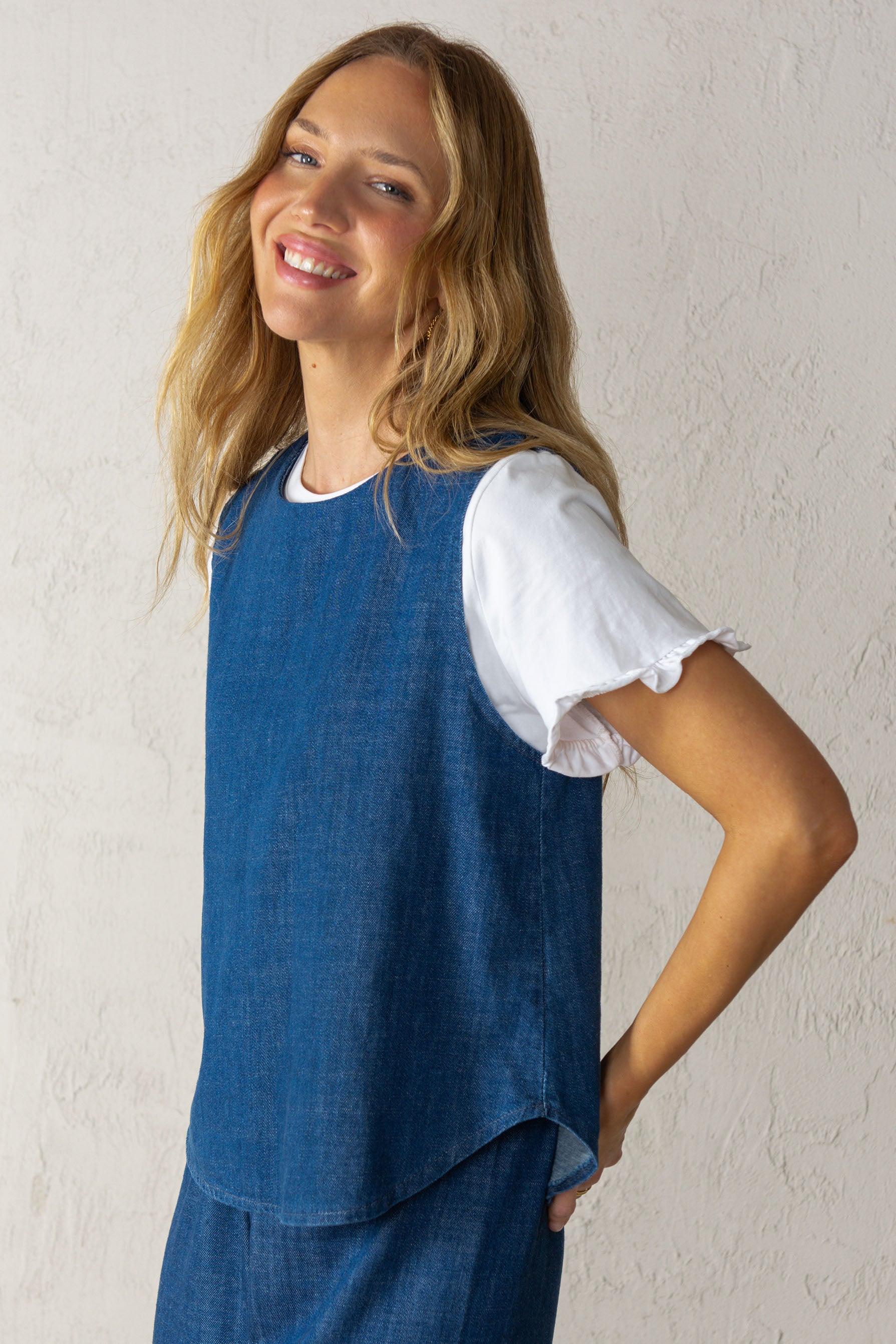 CHALECO VICTORIA // DENIM MEDIO