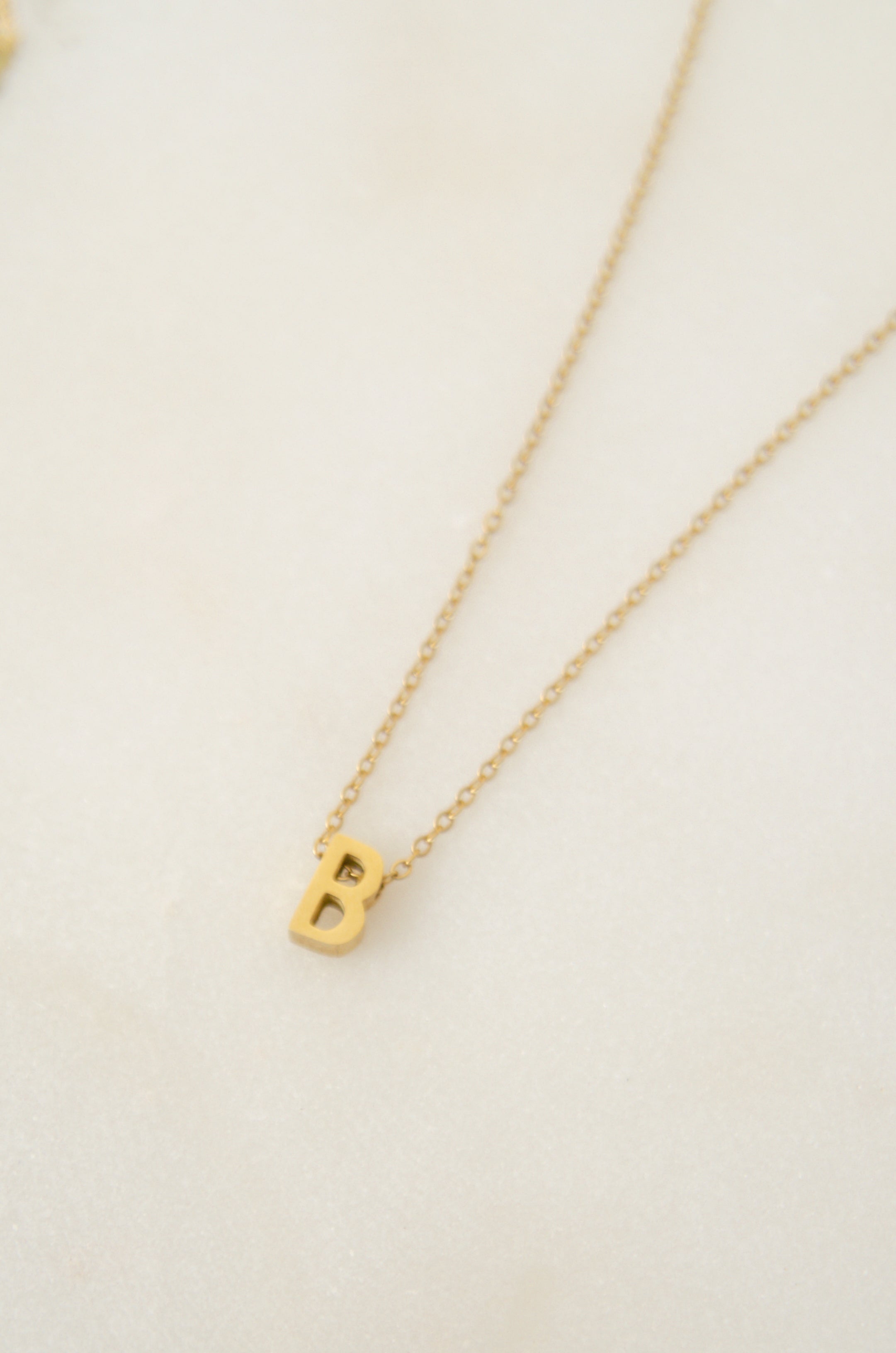 LETTERS NECKLACE // B