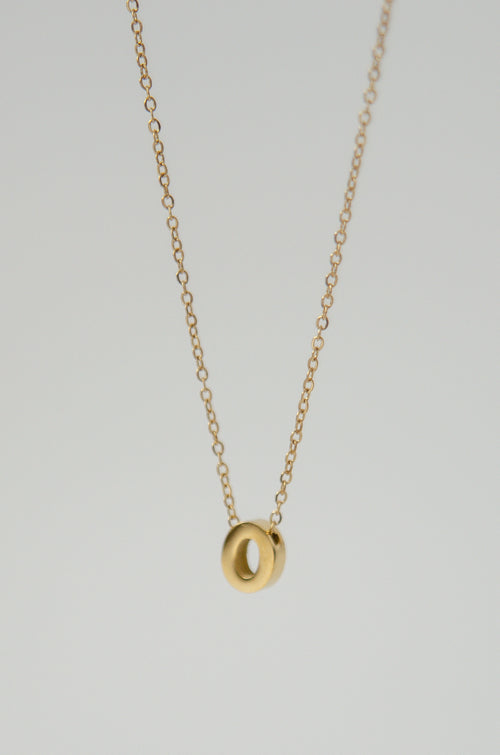 LETTERS NECKLACE // O image 1